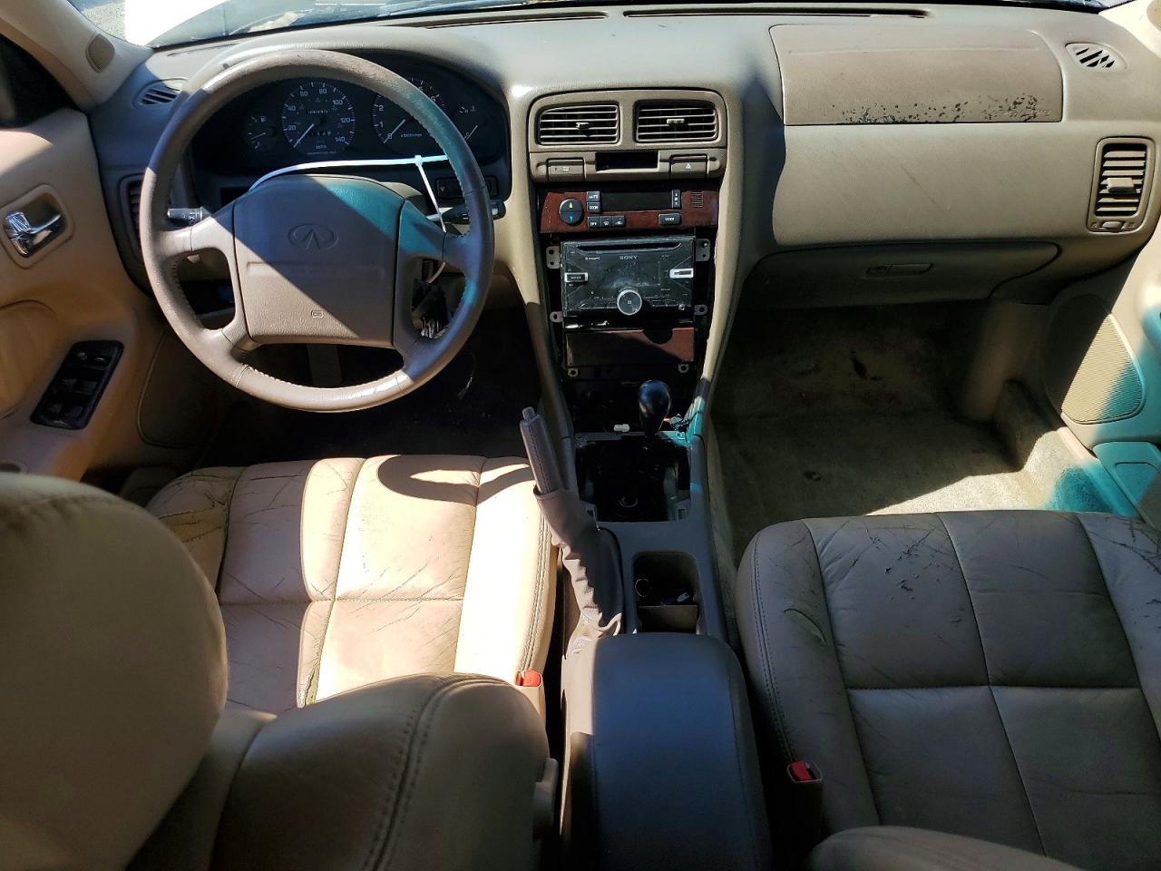INFINITI I30 Base Base