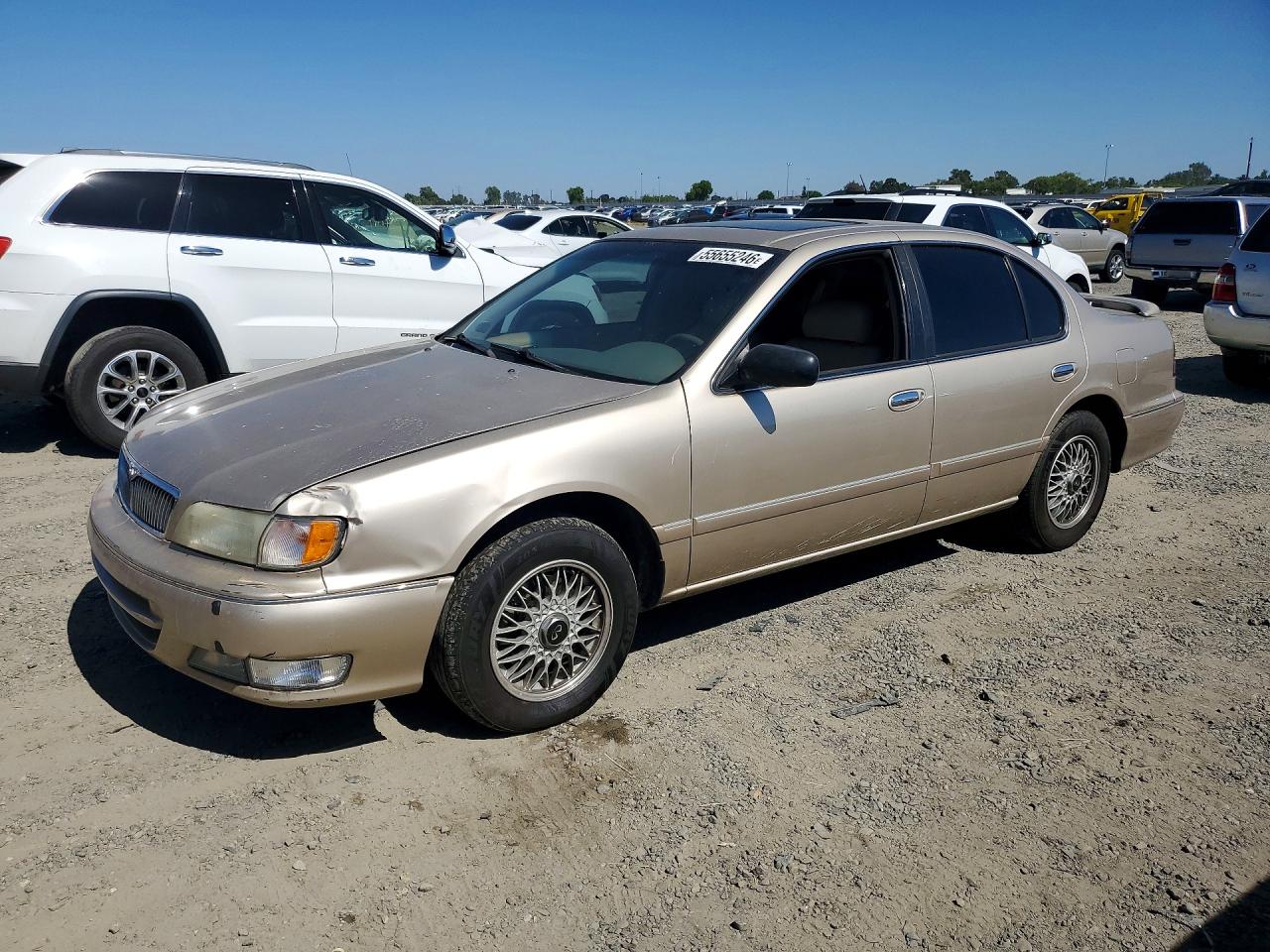Salvage INFINITI I30 Image