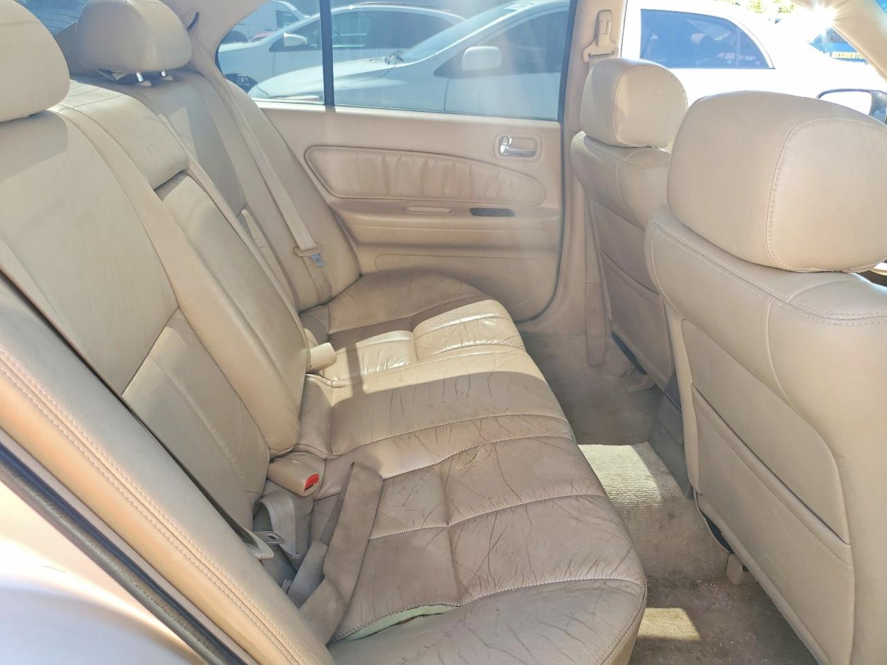 INFINITI I30 Base Base