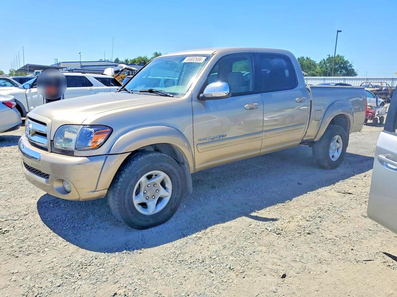Salvage Toyota Tundra Image