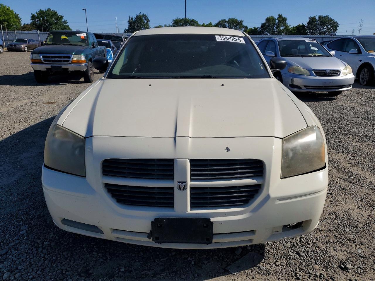 Dodge Magnum Sxt