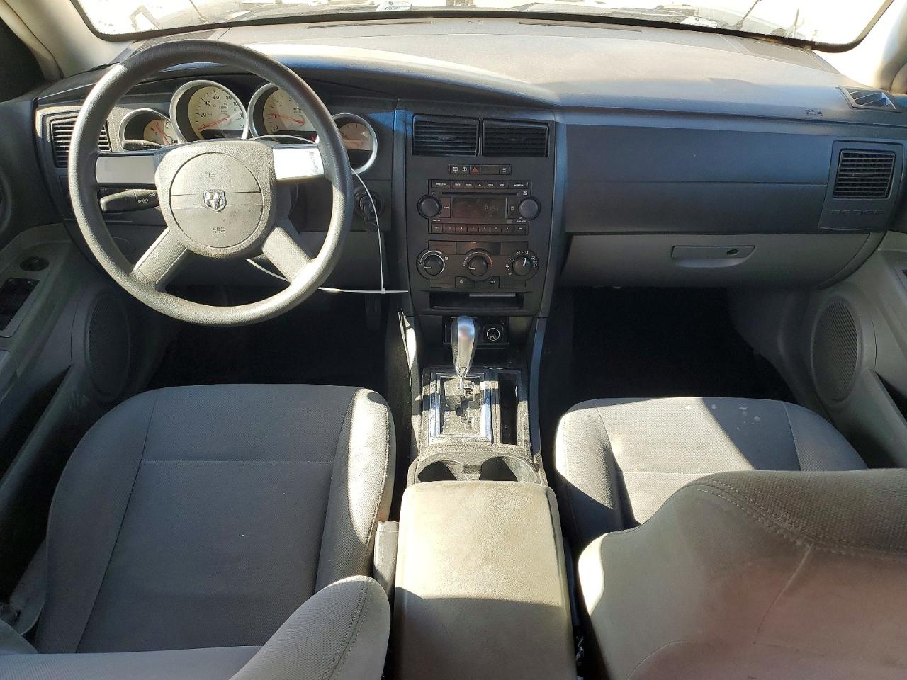 Dodge Magnum Sxt