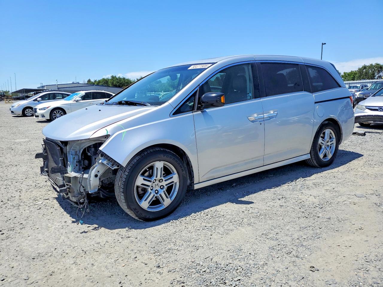 Salvage Honda Odyssey Image