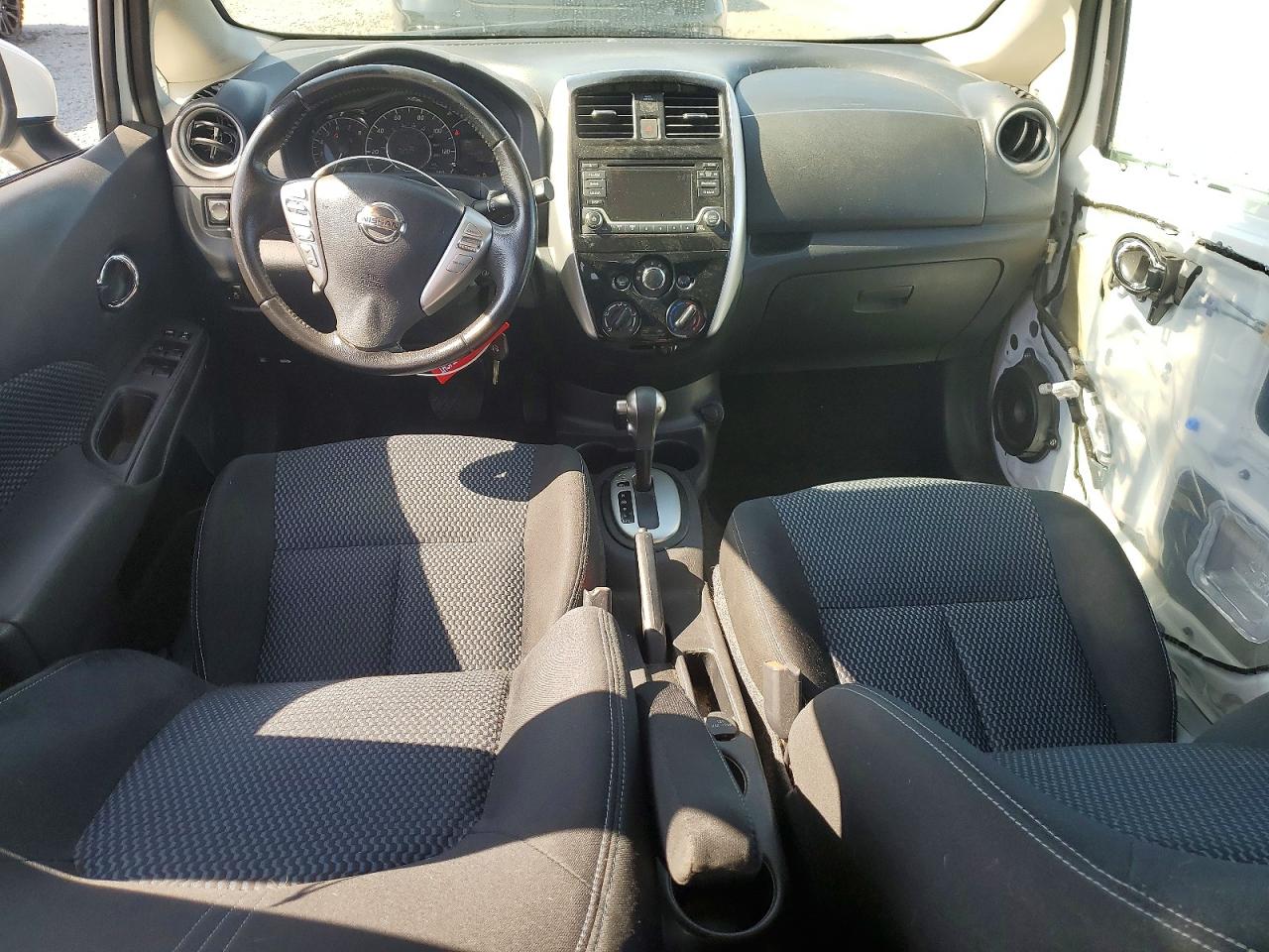 Nissan Versa Sv