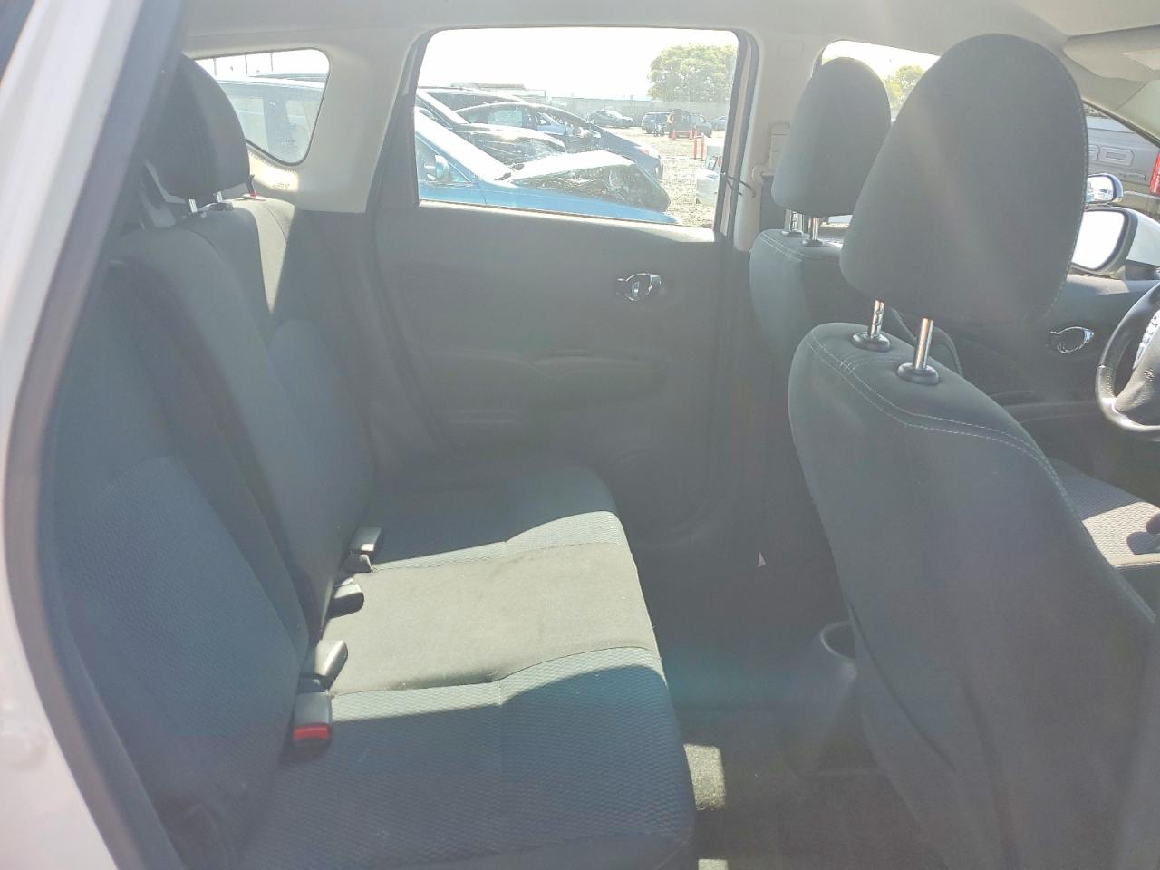Nissan Versa Sv
