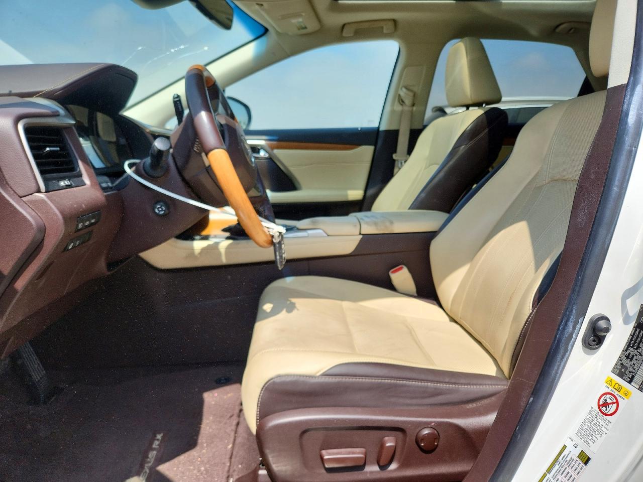Lexus RX Base