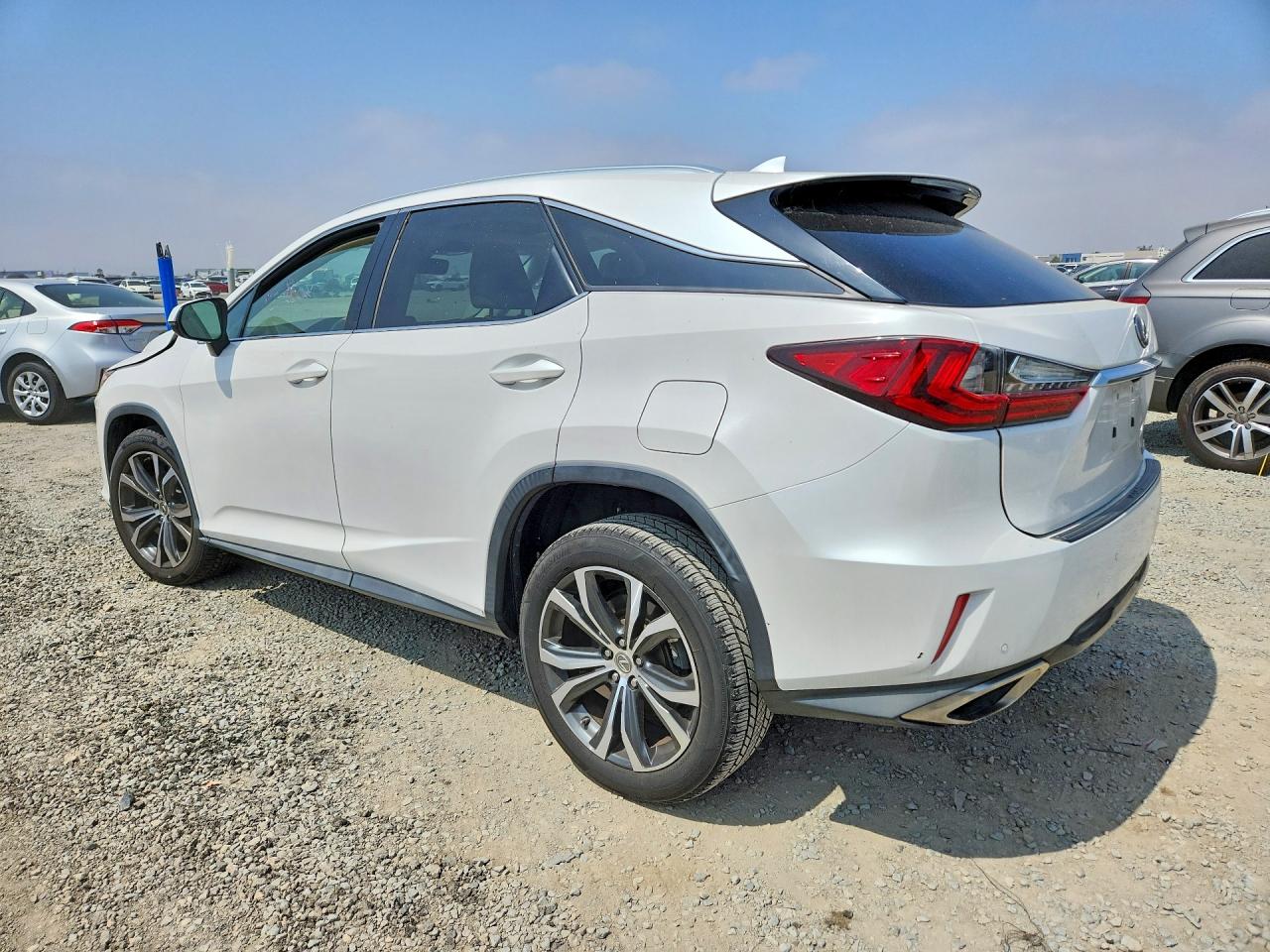 Lexus RX Base