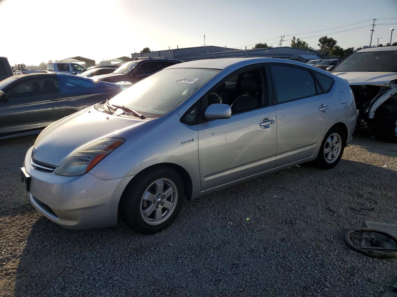 Salvage Toyota Prius Image