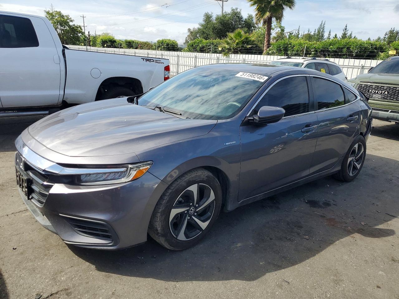 Salvage Honda Insight Image