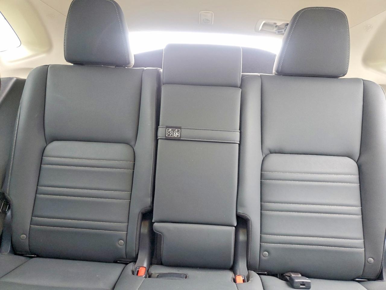 Lexus NX Base