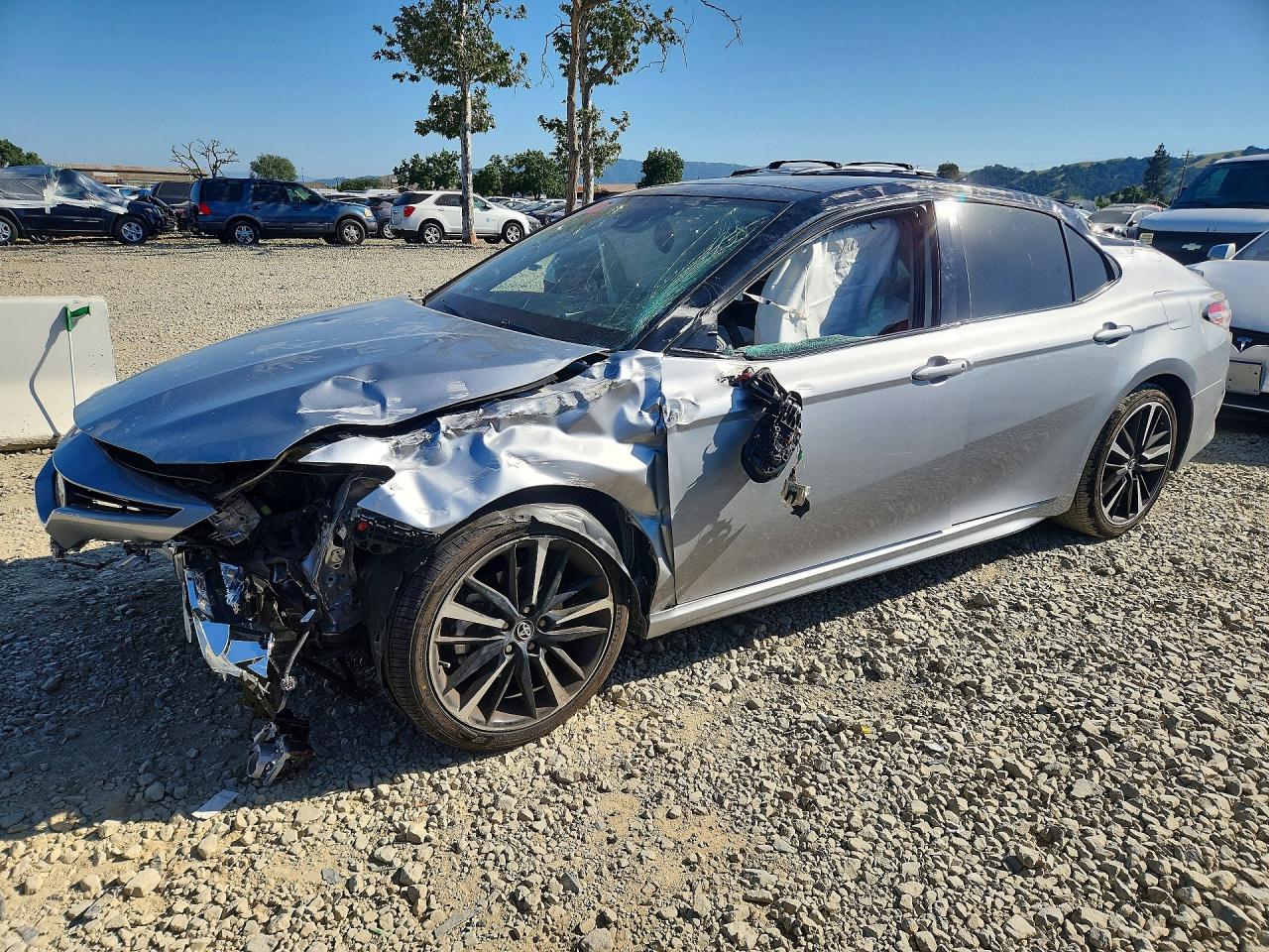 Salvage Toyota Camry Image