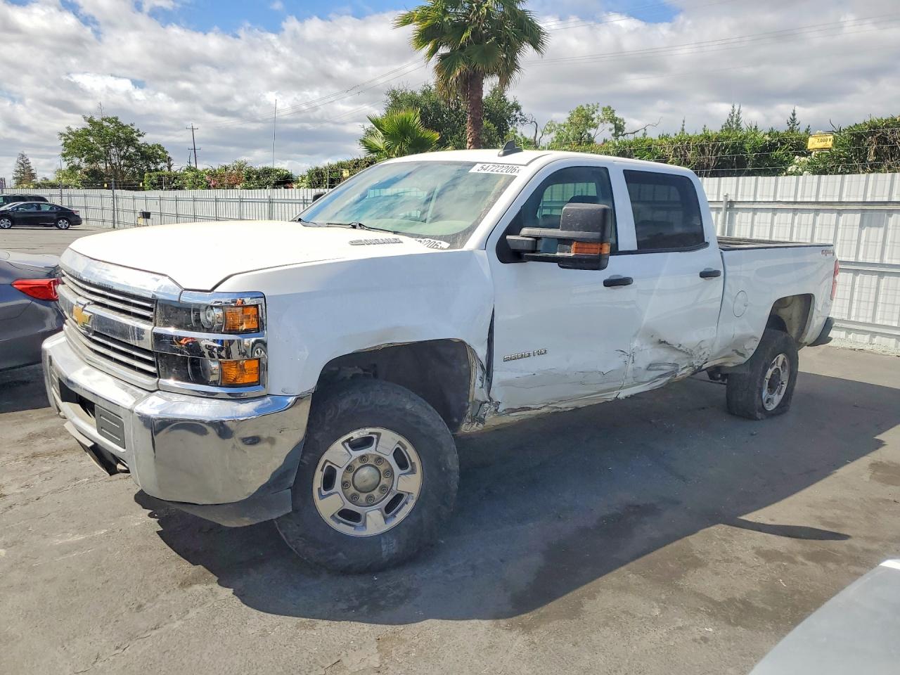 Salvage Chevrolet Silverado Image