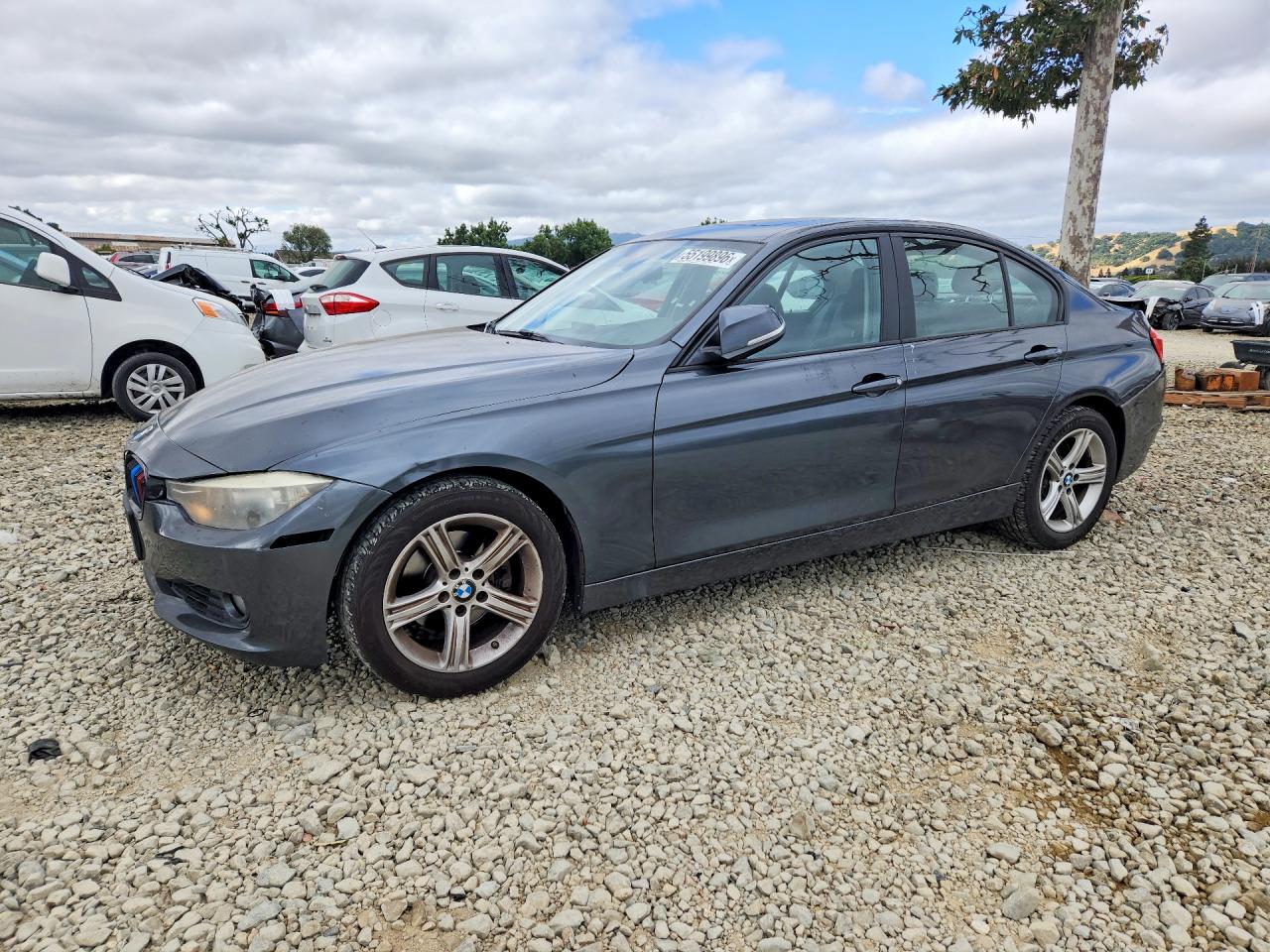 Salvage BMW 3 Series Image