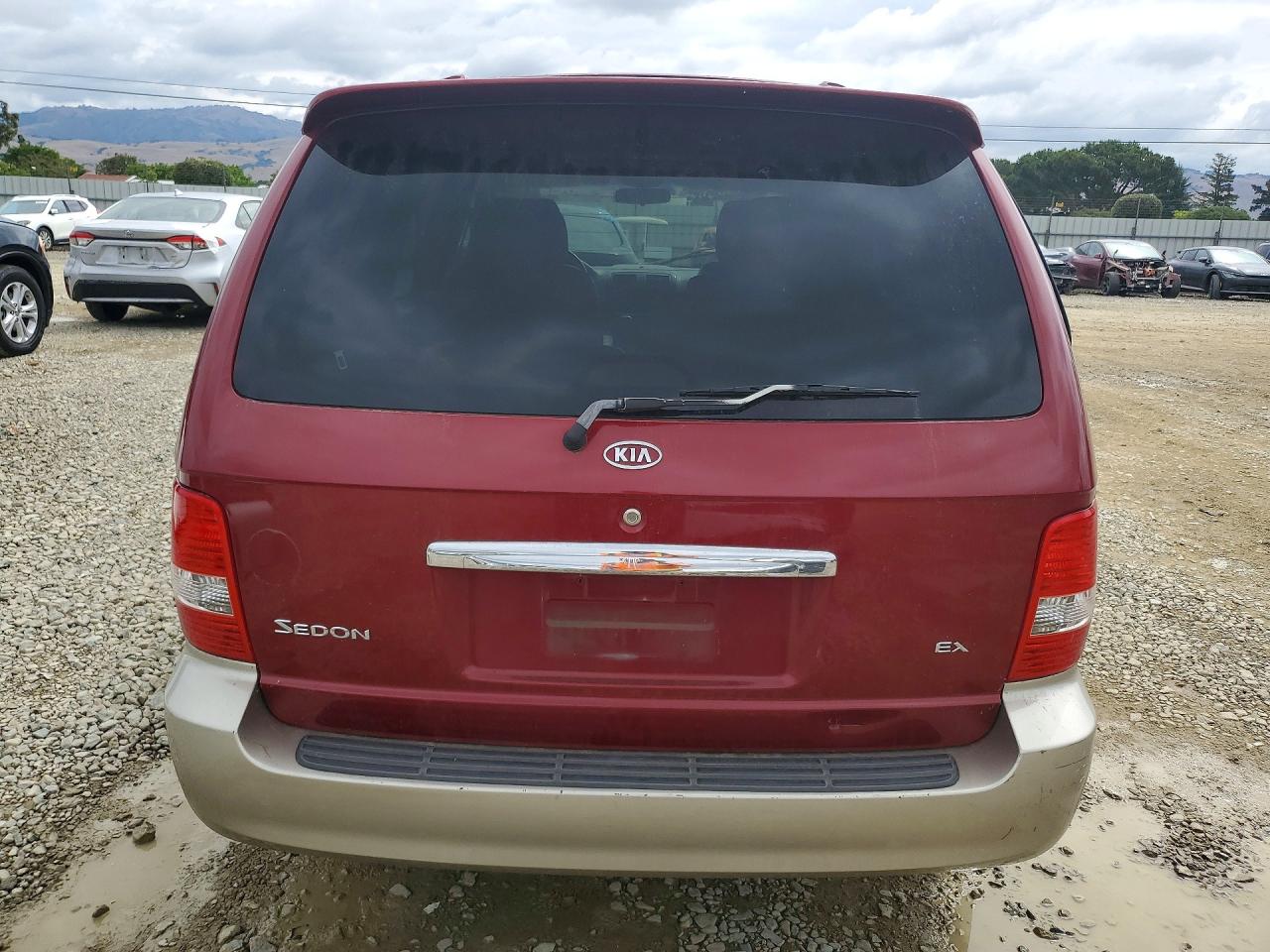 Kia Sedona Lx