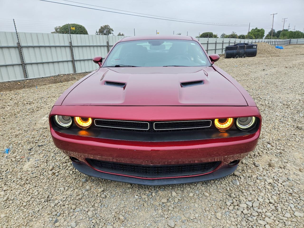 Dodge Challenger Sxt