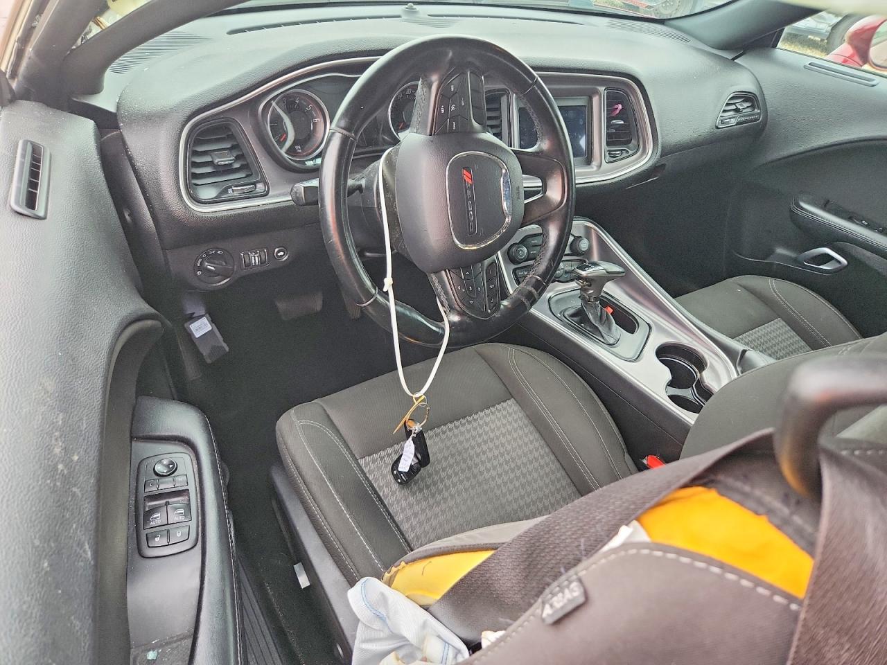 Dodge Challenger Sxt