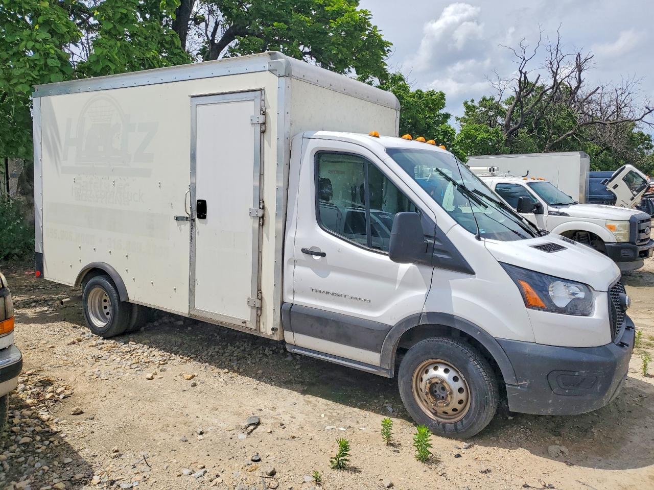 Salvage Ford Transit Image