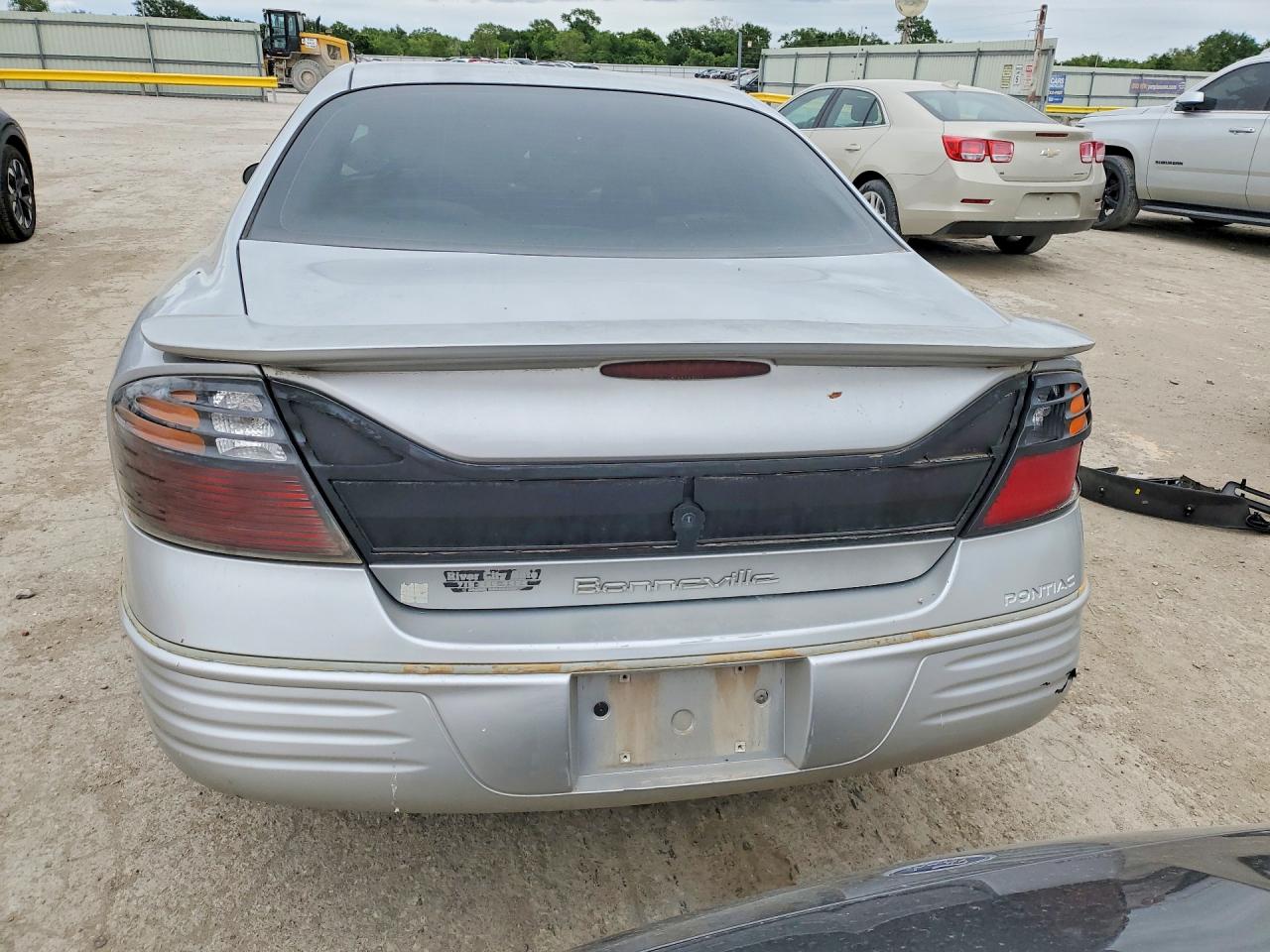 Pontiac Bonneville Se