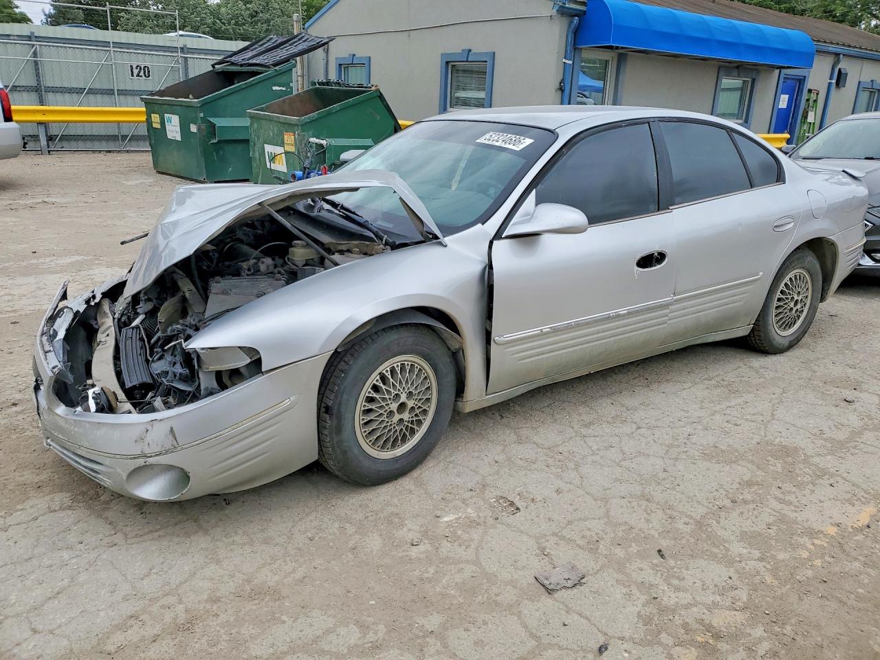 Salvage Pontiac Bonneville Image