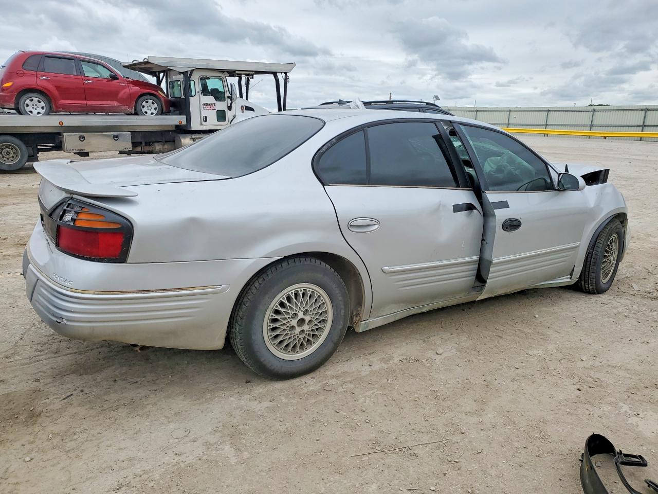 Pontiac Bonneville Se