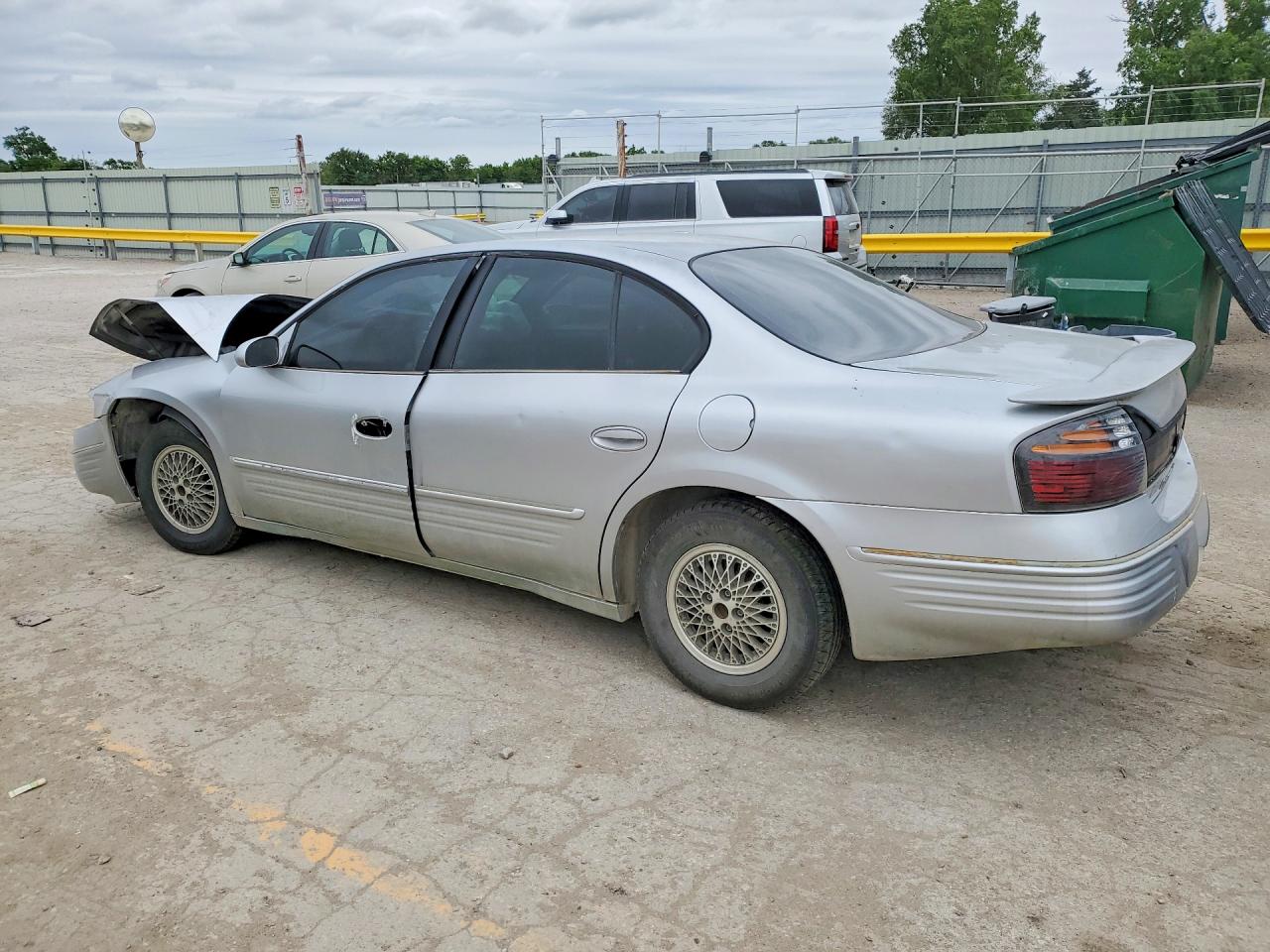 Pontiac Bonneville Se