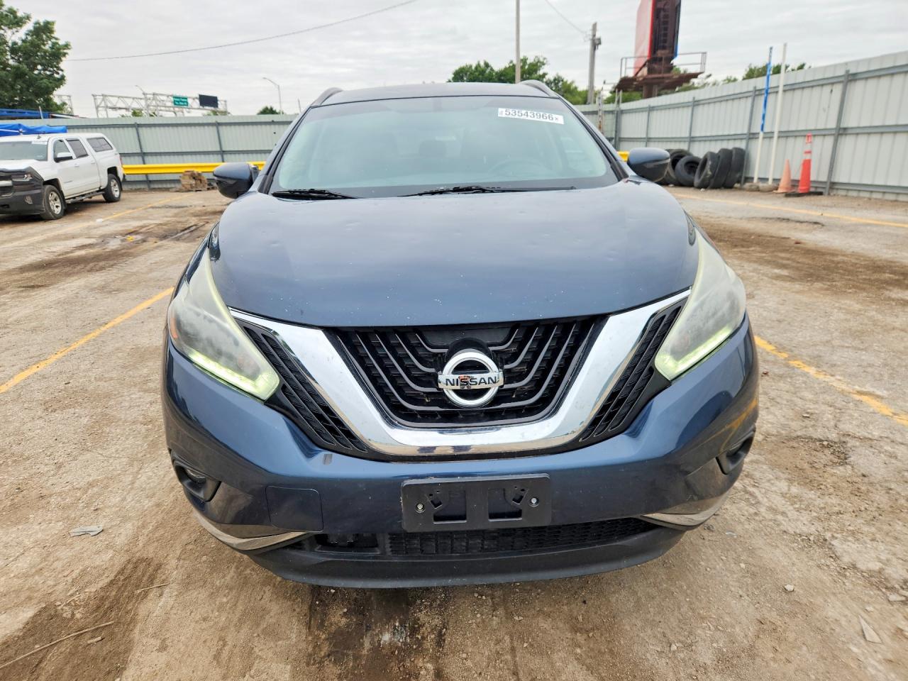 Nissan Murano Sv