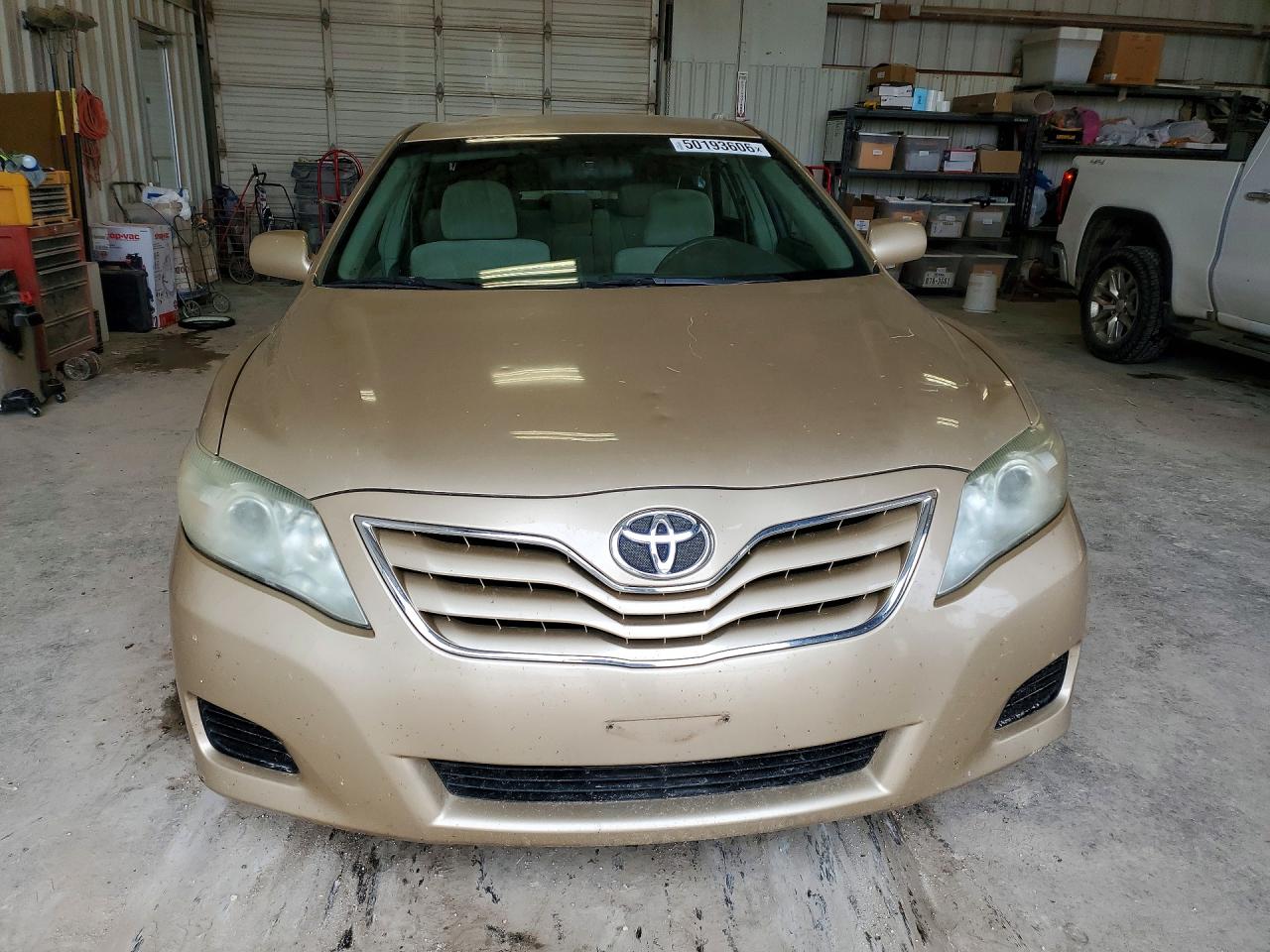 Toyota Camry Le V6