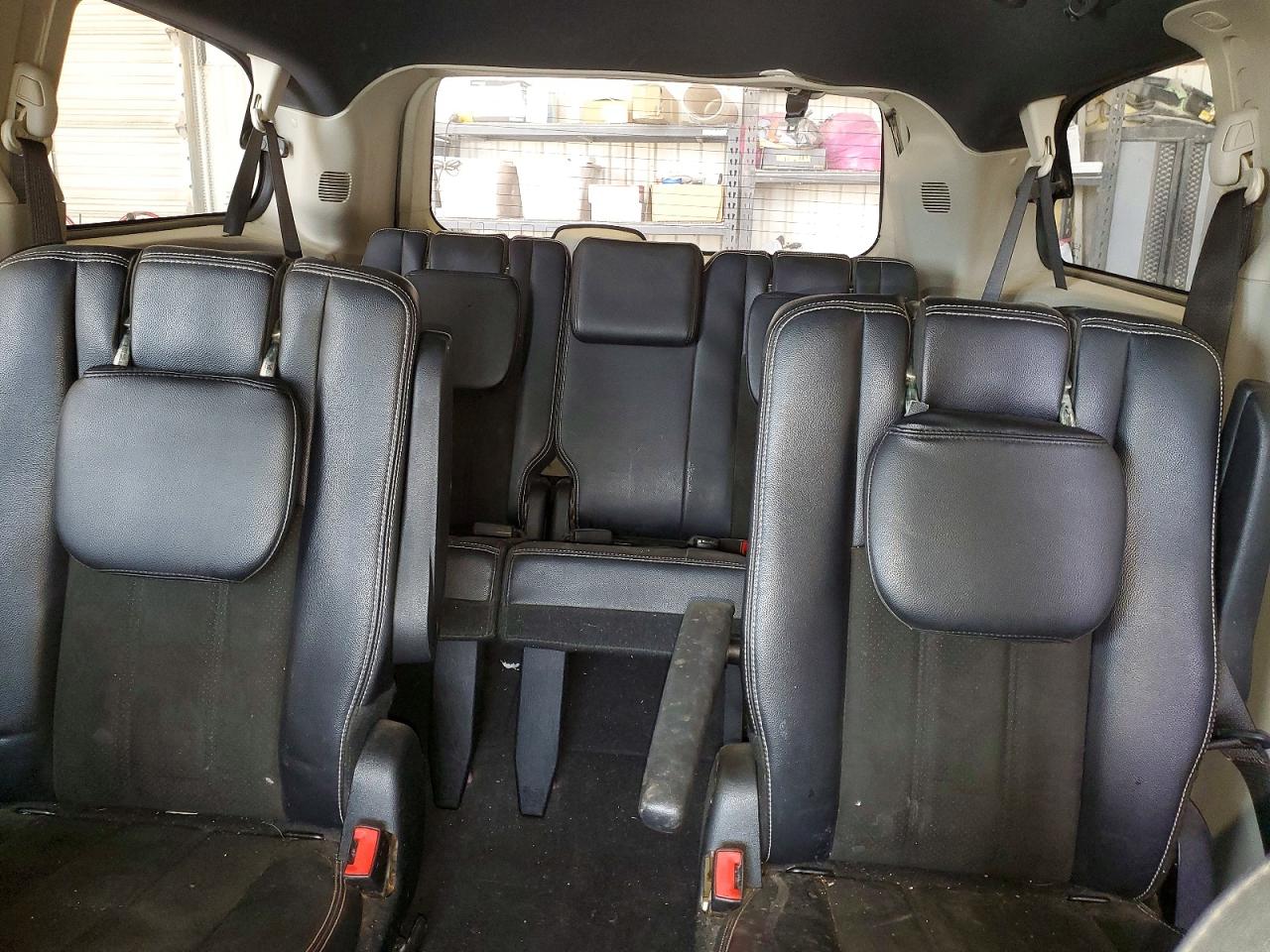 Dodge Caravan Sxt