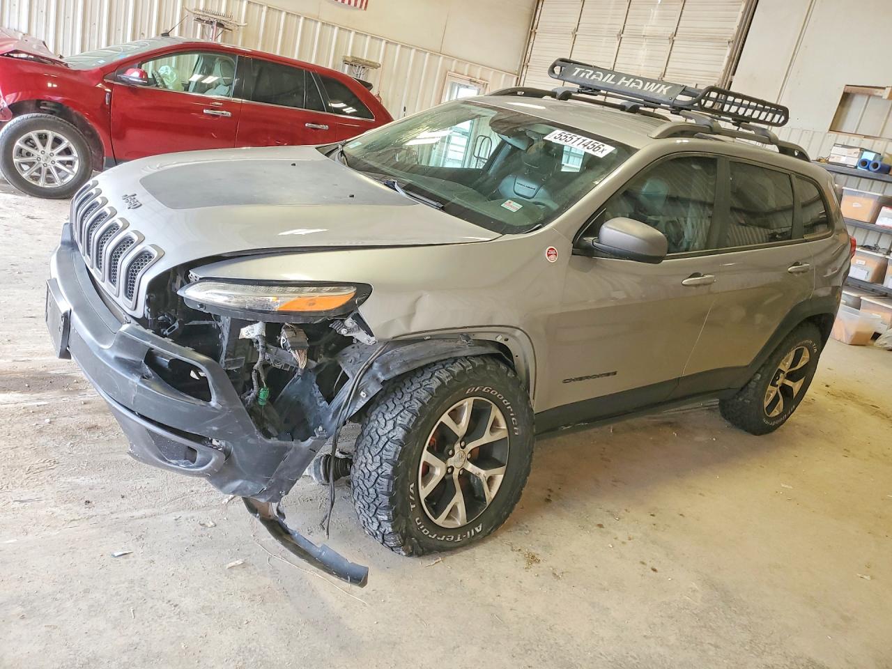 Salvage Jeep Cherokee Image