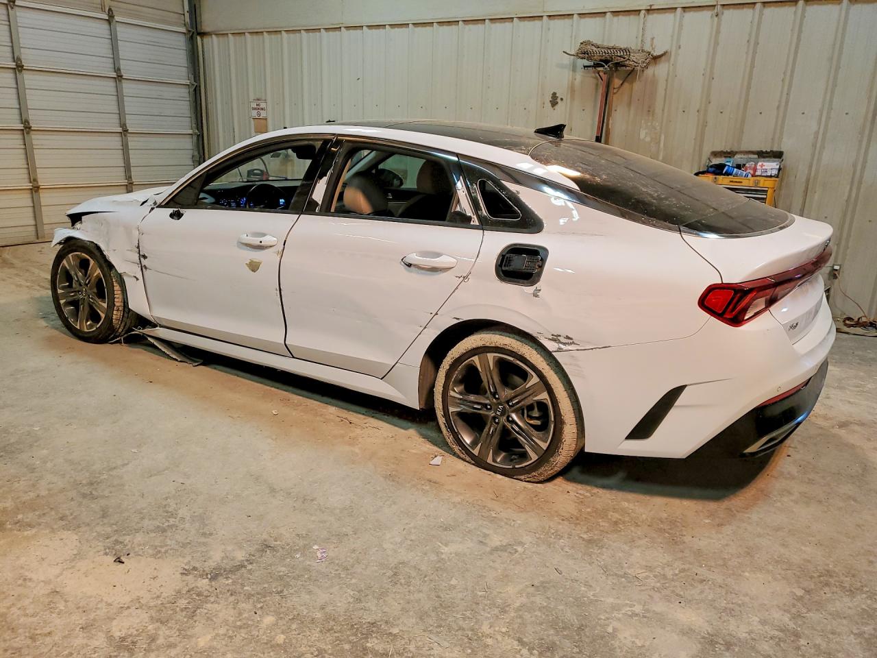 Kia K5 Ex