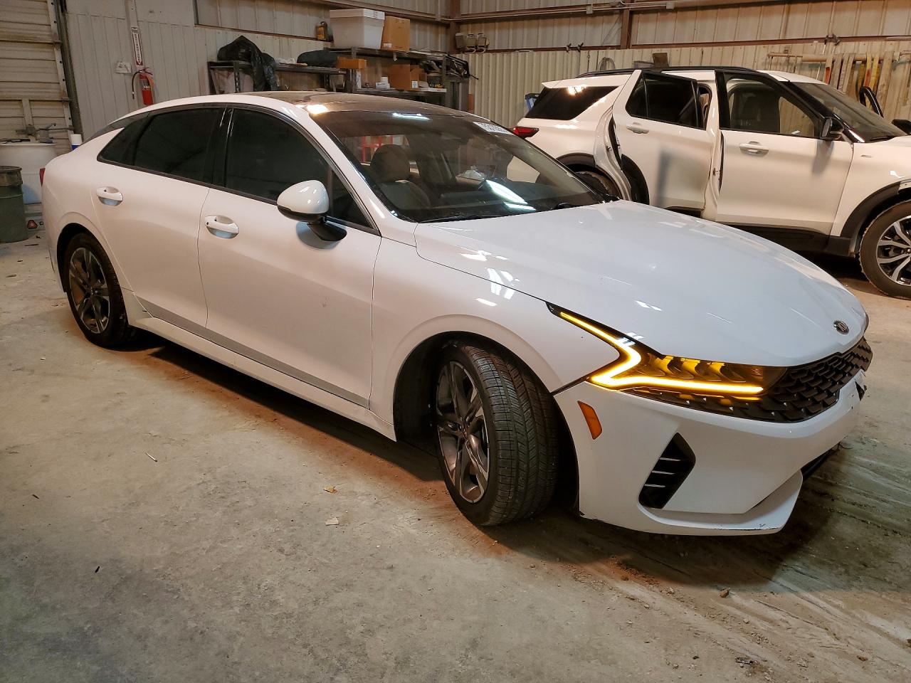 Kia K5 Ex