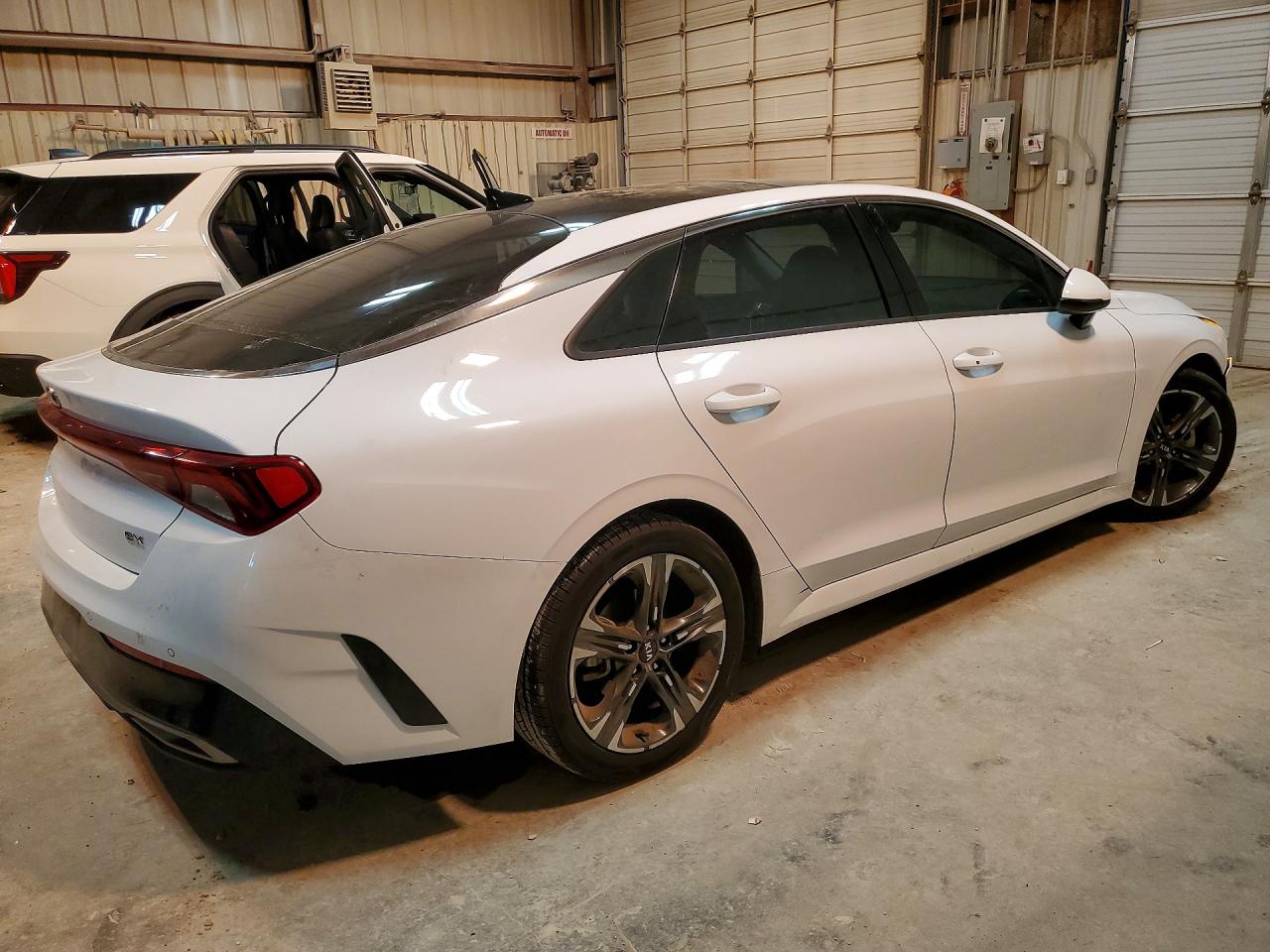 Kia K5 Ex