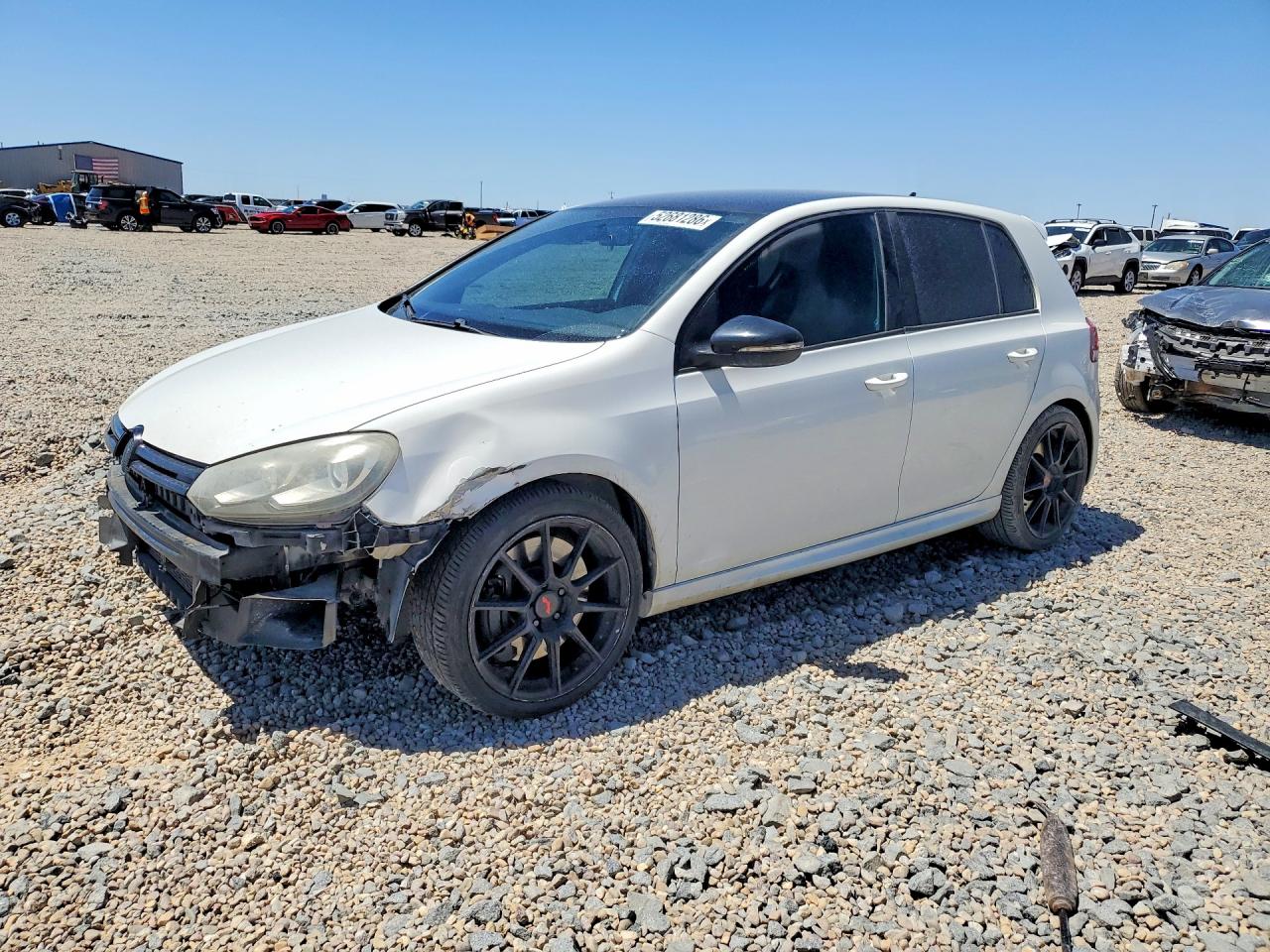 Salvage Volkswagen Golf Image
