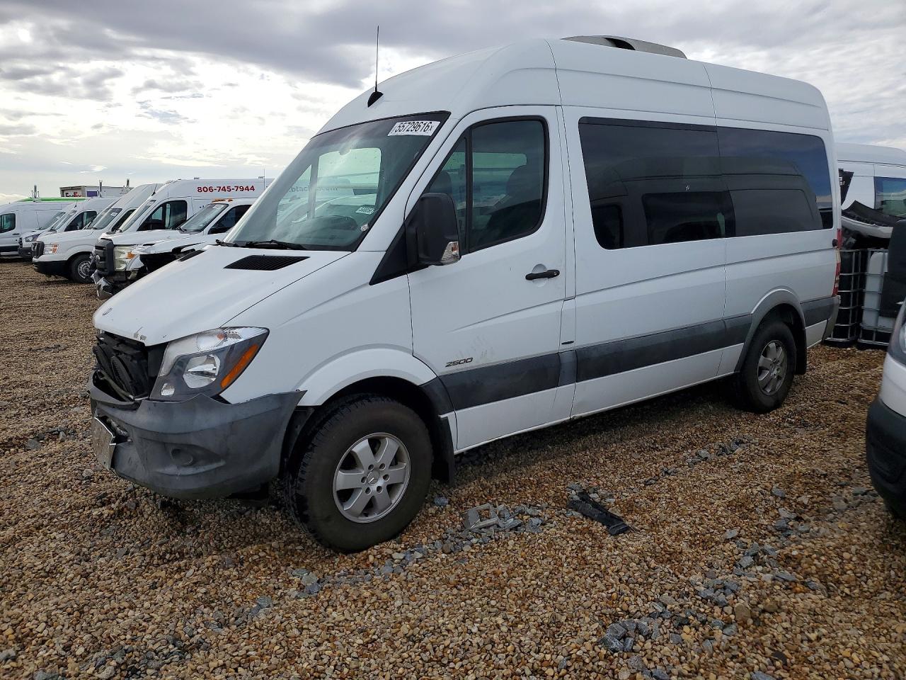 Salvage Mercedes-Benz Sprinter Image