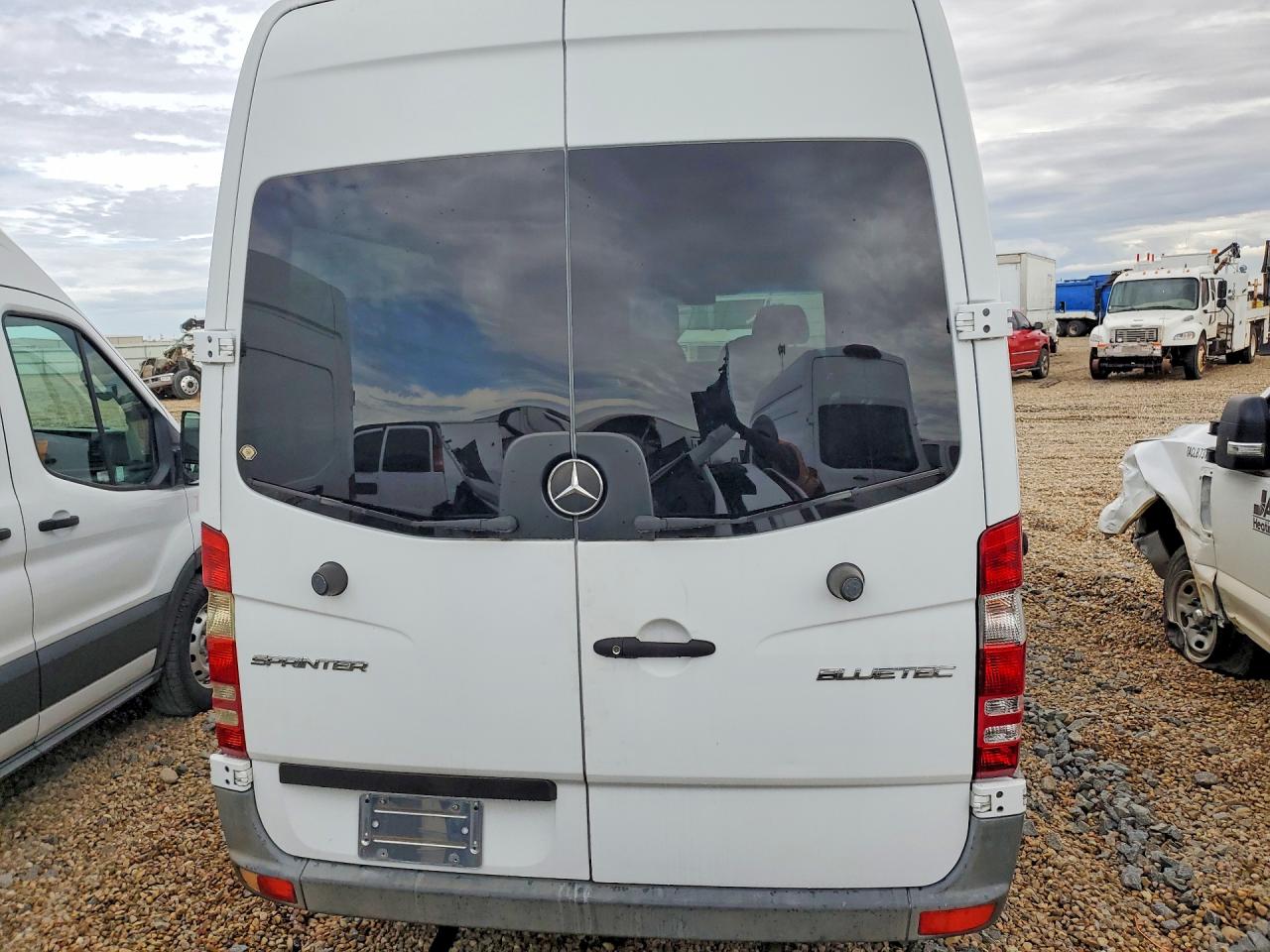 Mercedes-Benz Sprinter 2500