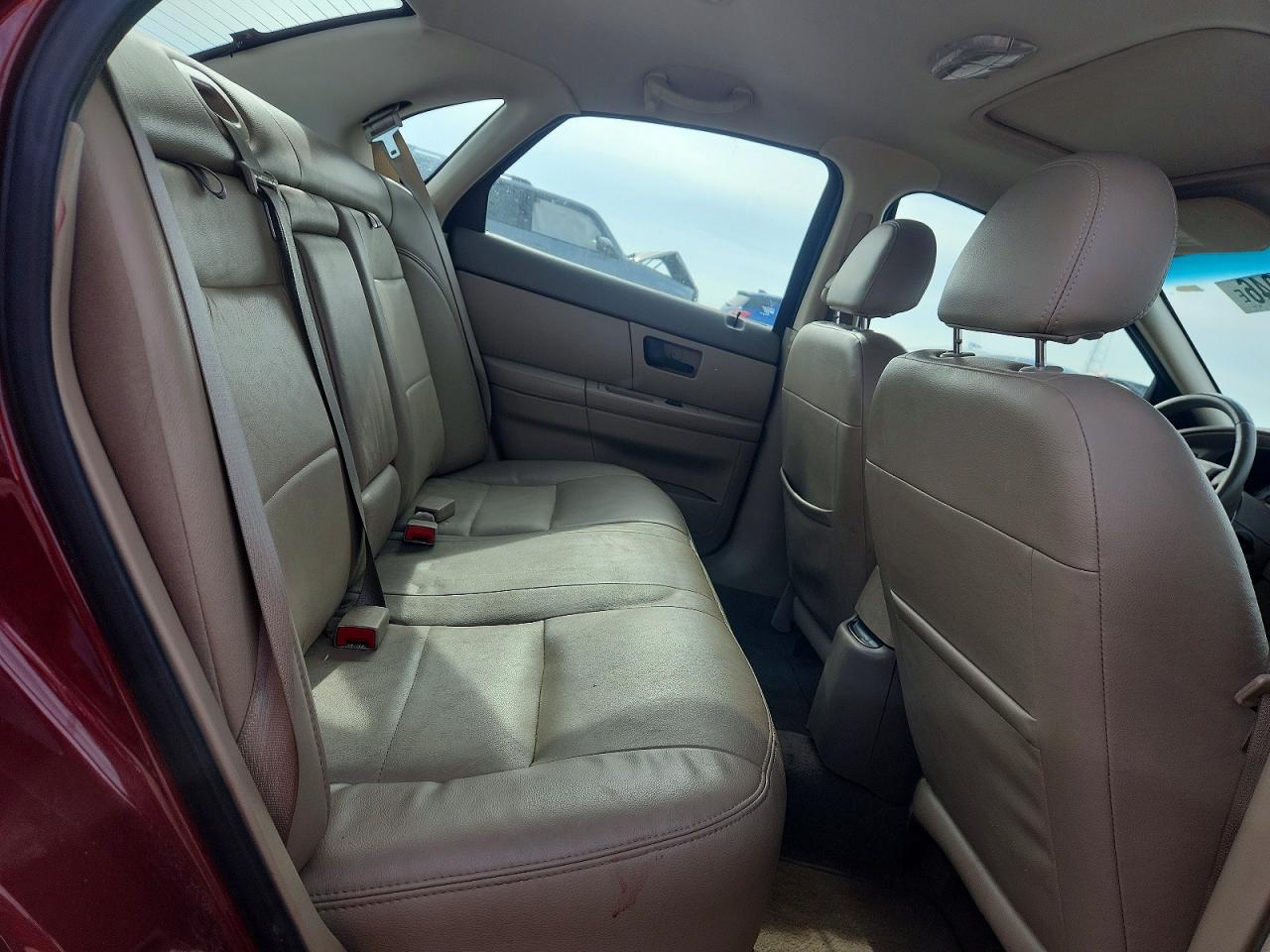 Ford Taurus Sel