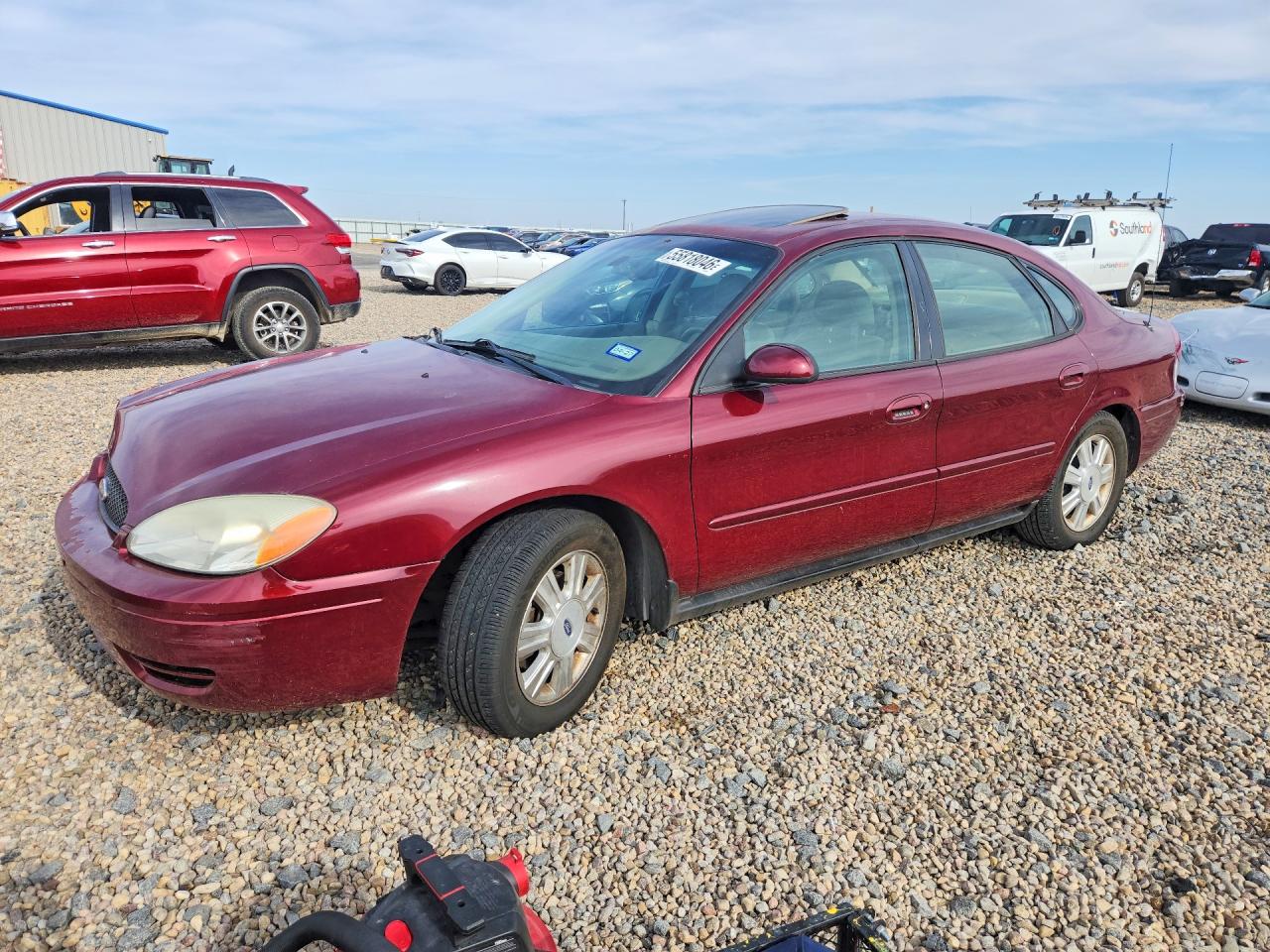 Salvage Ford Taurus Image