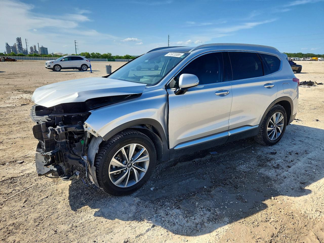 Salvage Hyundai SANTA FE Image