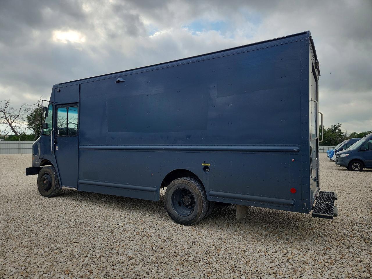 Freightliner Chassis M Line Walk-in Van