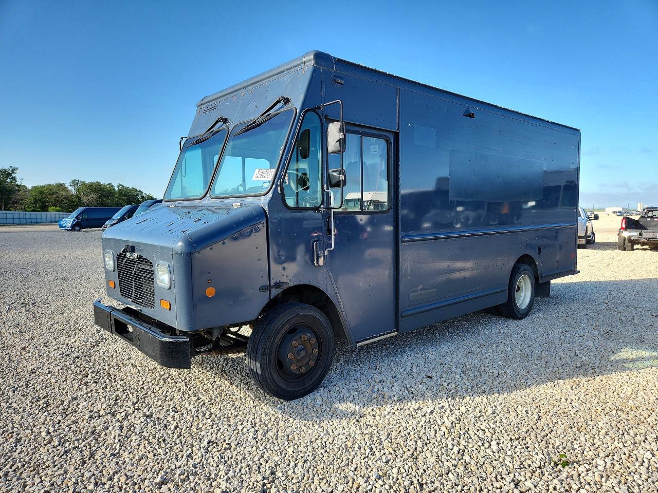 Salvage Freightliner Mt45 Image