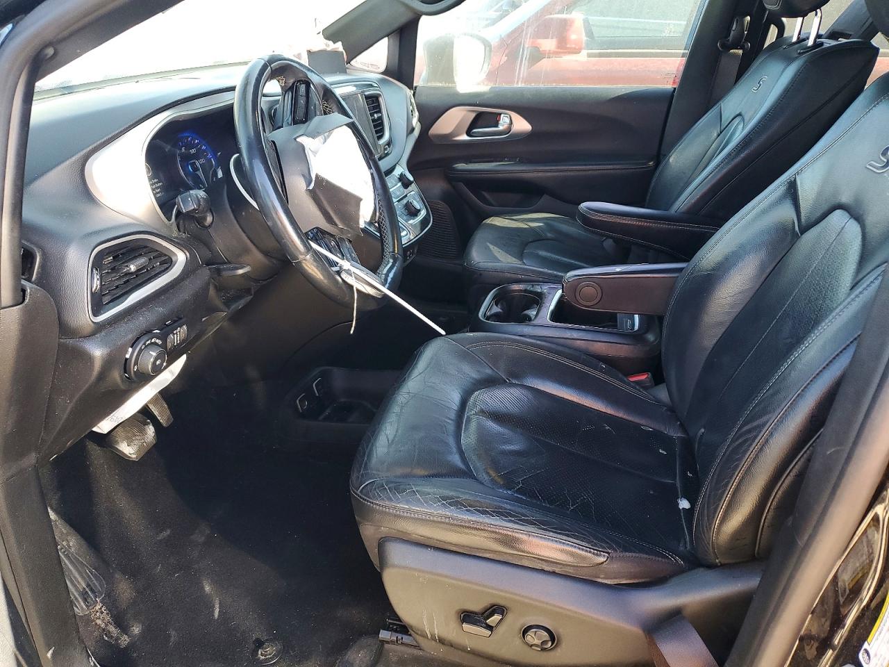 Chrysler Pacifica Touring L Plus