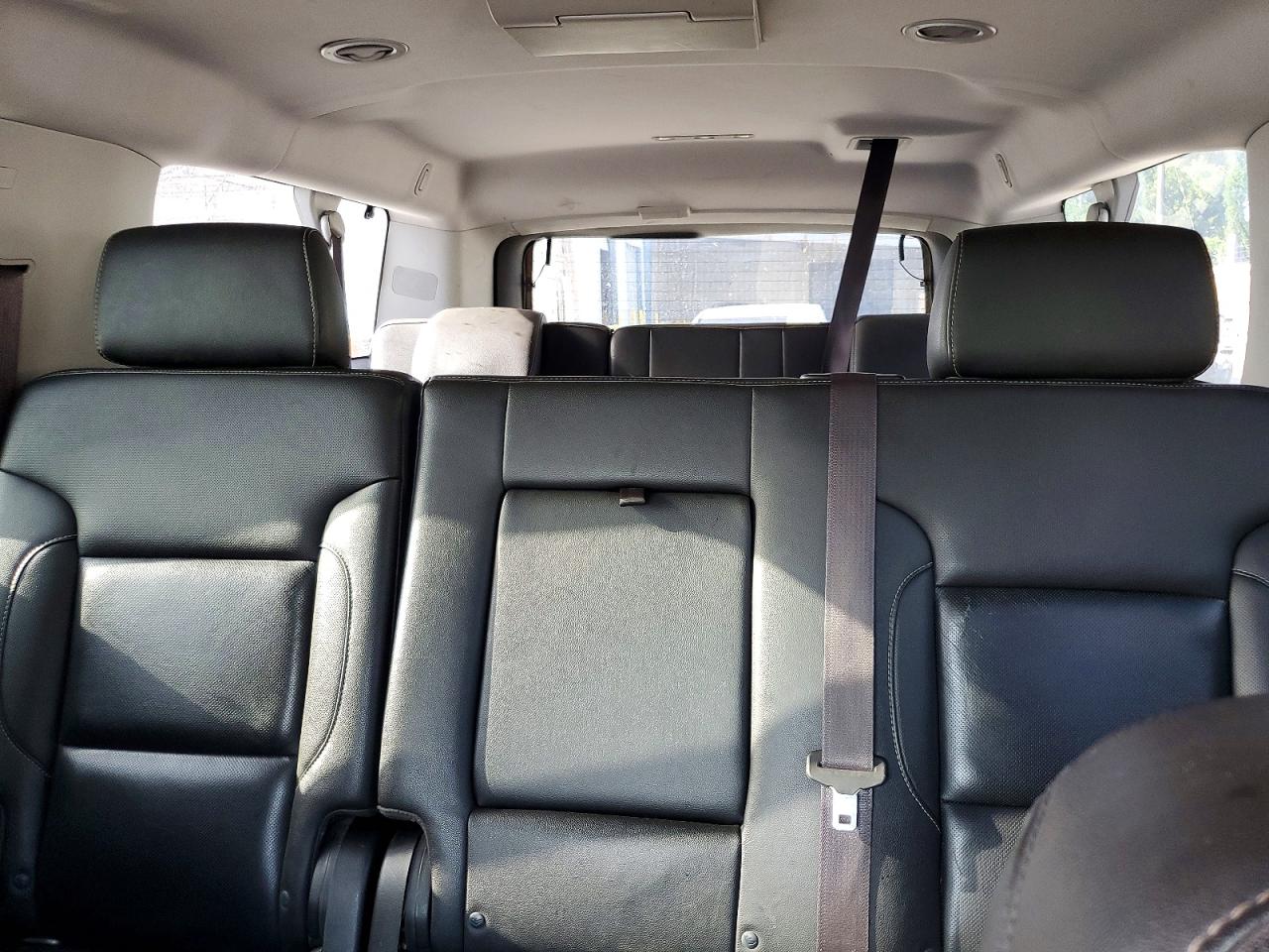 Chevrolet Suburban C1500 Ltz