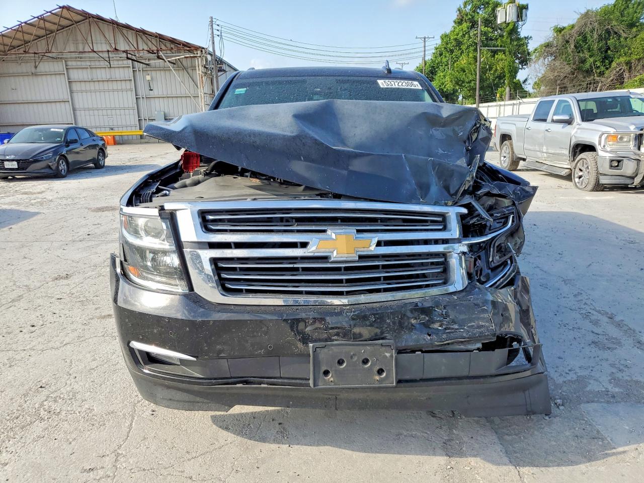 Chevrolet Suburban C1500 Ltz