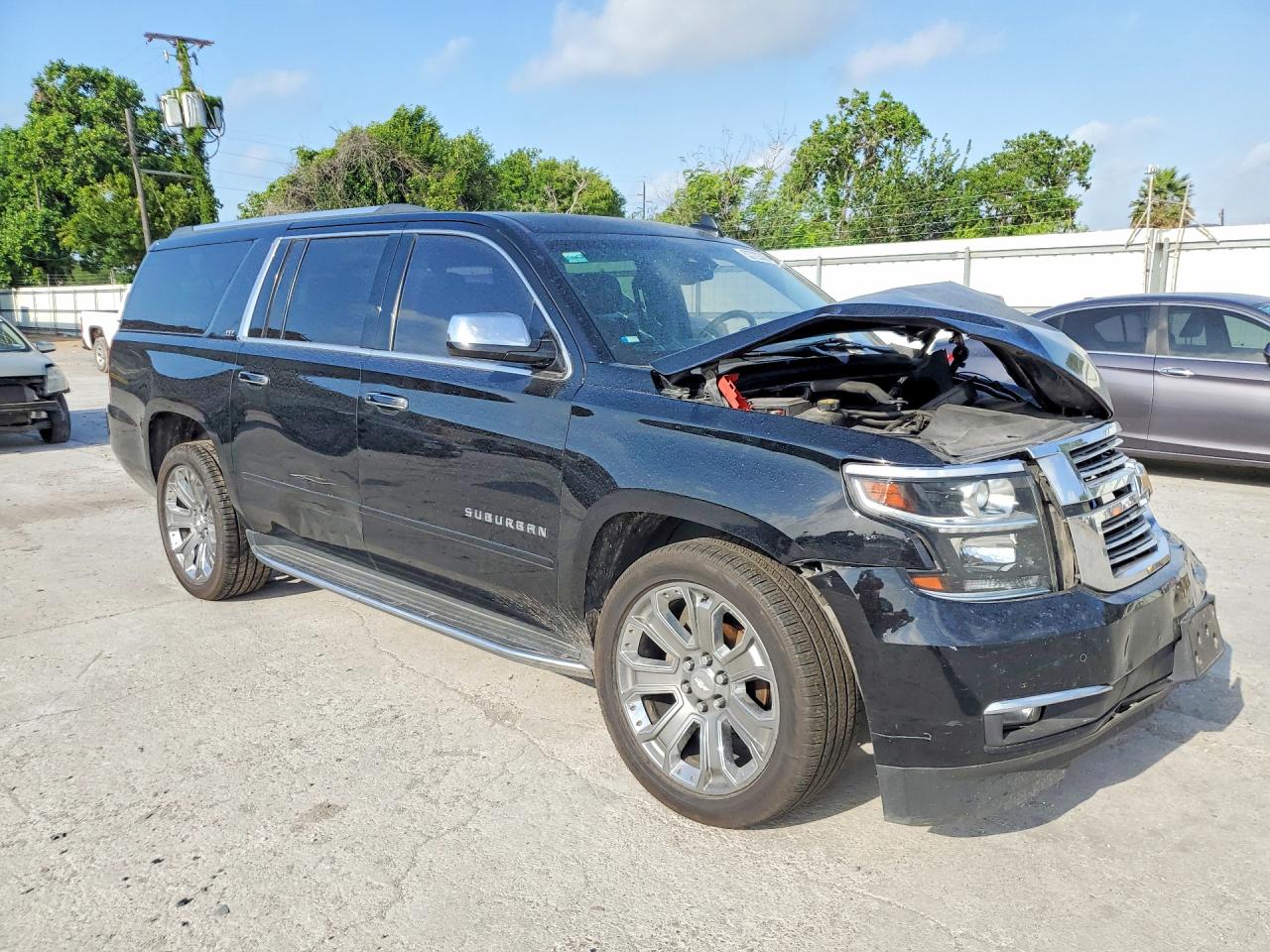 Chevrolet Suburban C1500 Ltz
