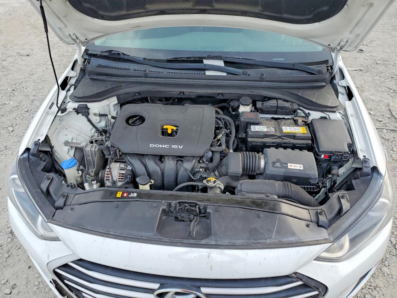 Hyundai ELANTRA Sel