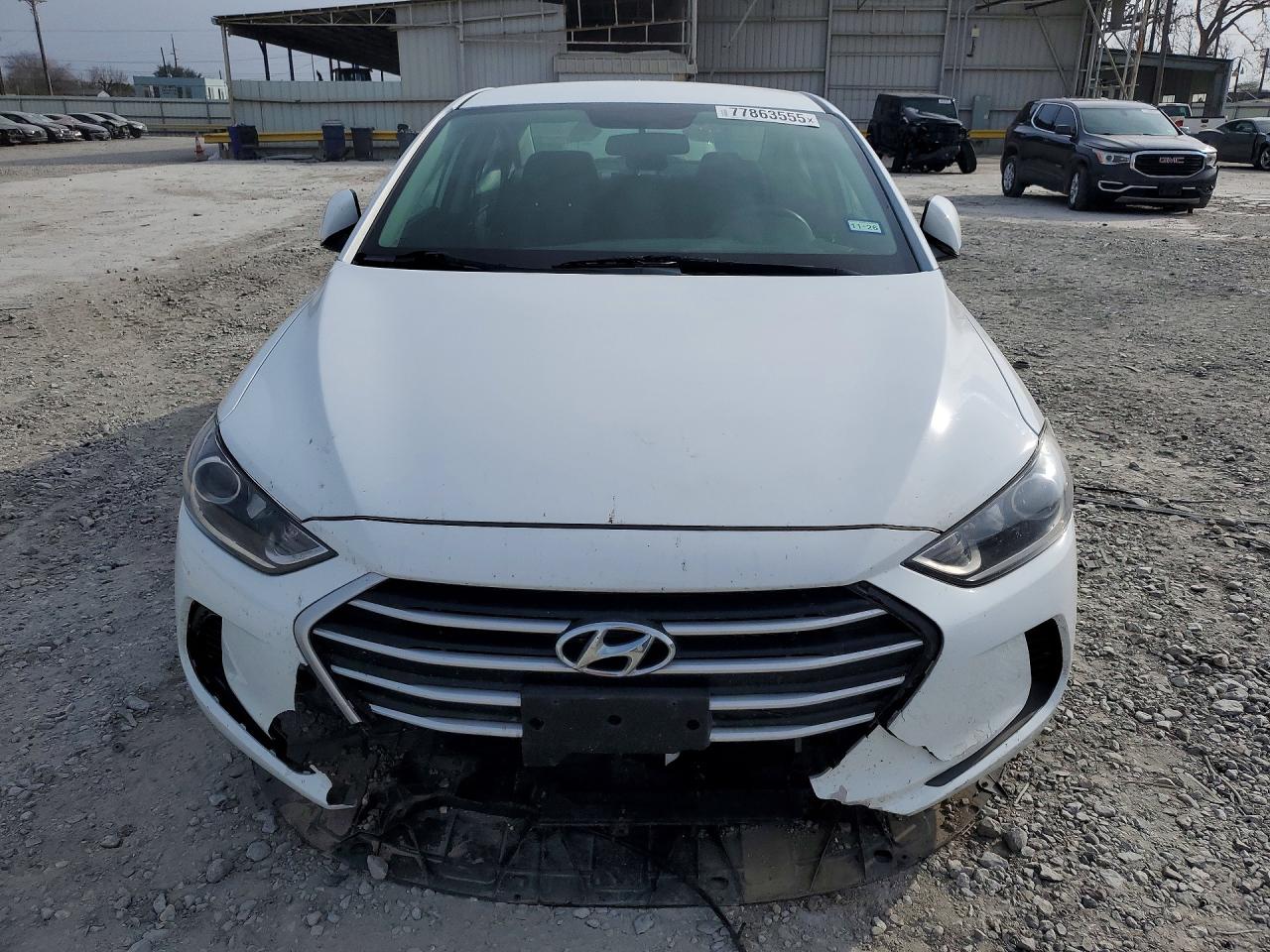 Hyundai ELANTRA Sel
