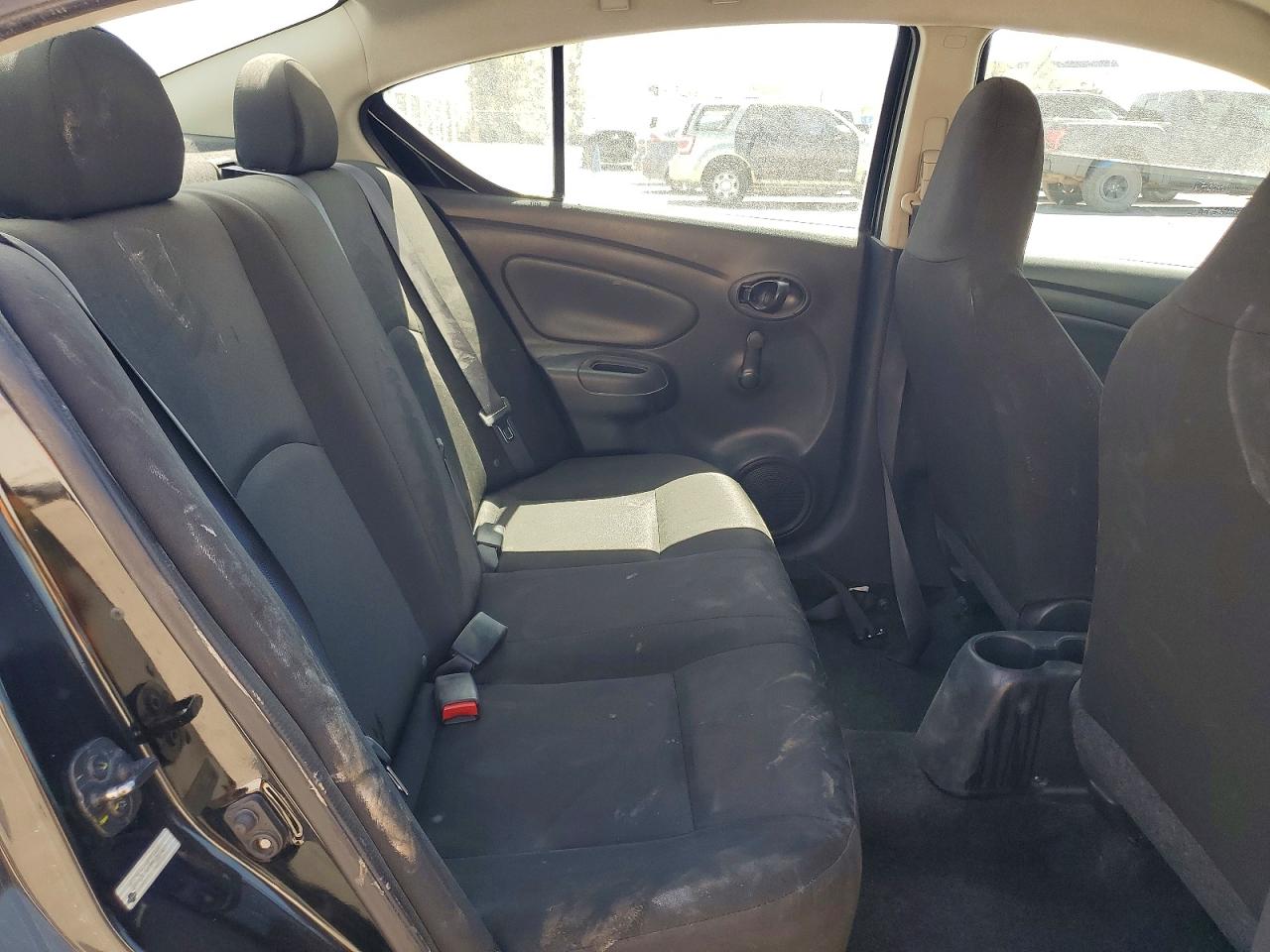 Nissan Versa 1.6 S Plus