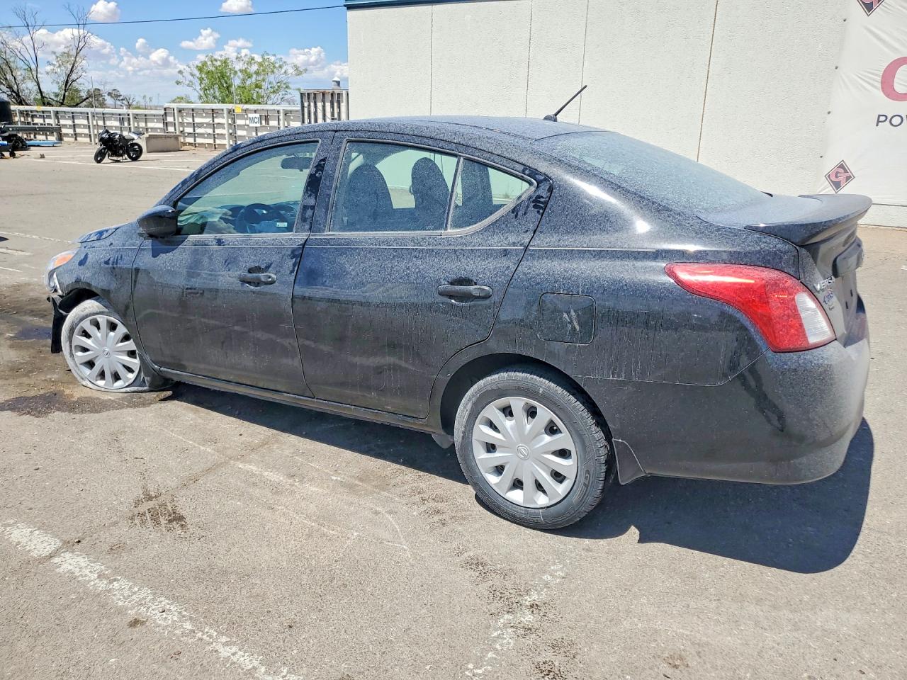 Nissan Versa 1.6 S Plus