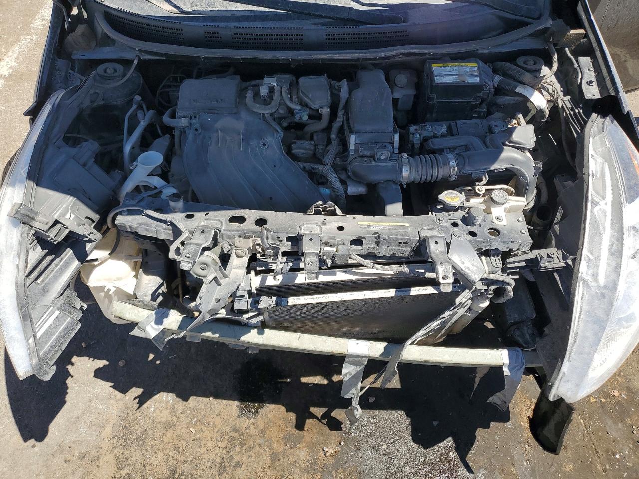 Nissan Versa 1.6 S Plus