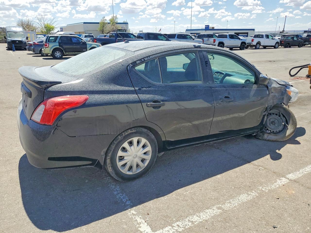 Nissan Versa 1.6 S Plus